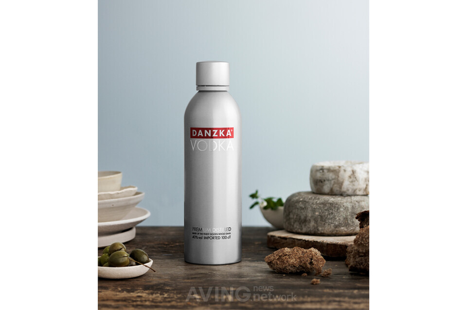 발데마어 벤의 단즈카 보드카(DANZKA Vodka) | 제공 - 에일라코리아