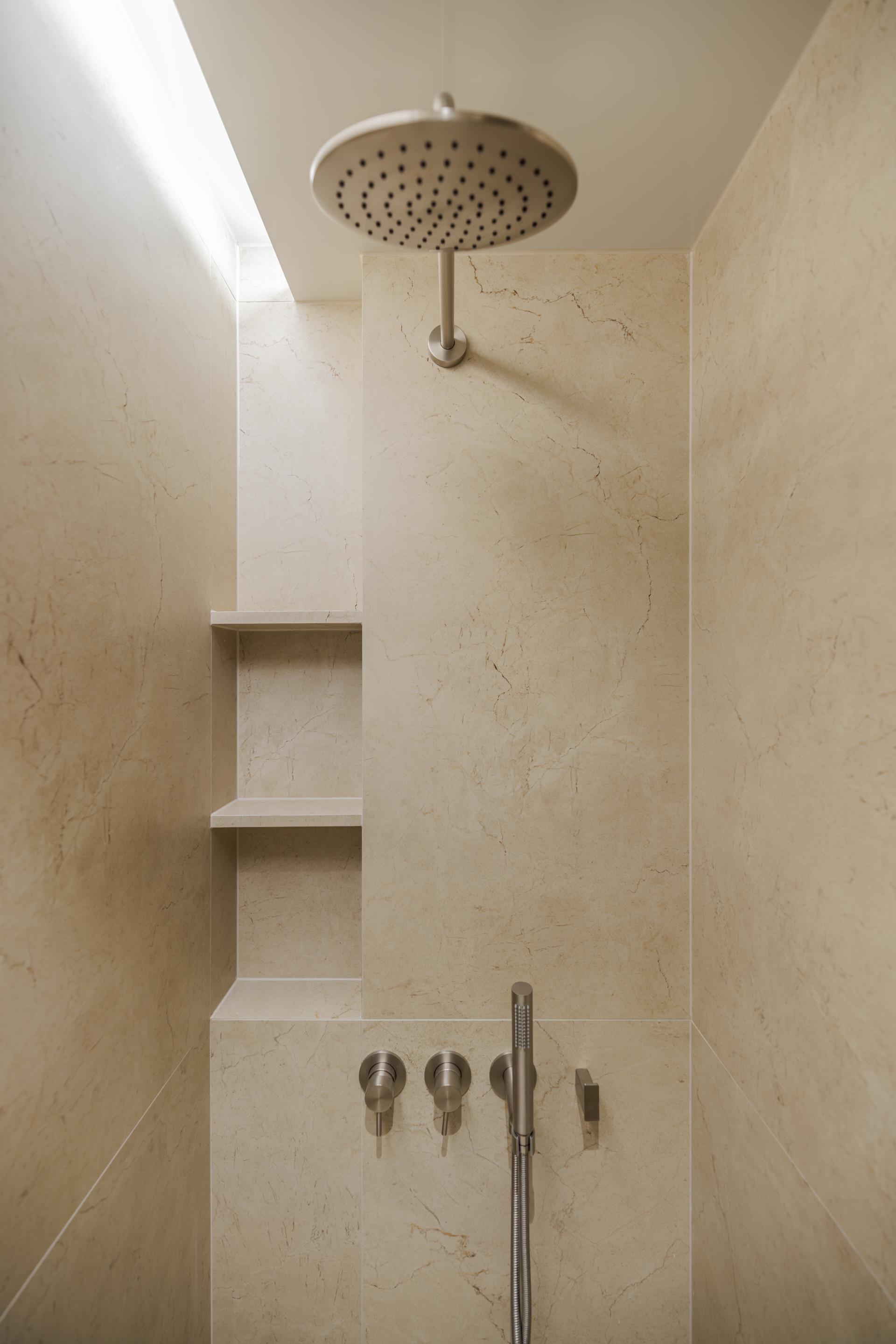 2894482cebe92.jpg