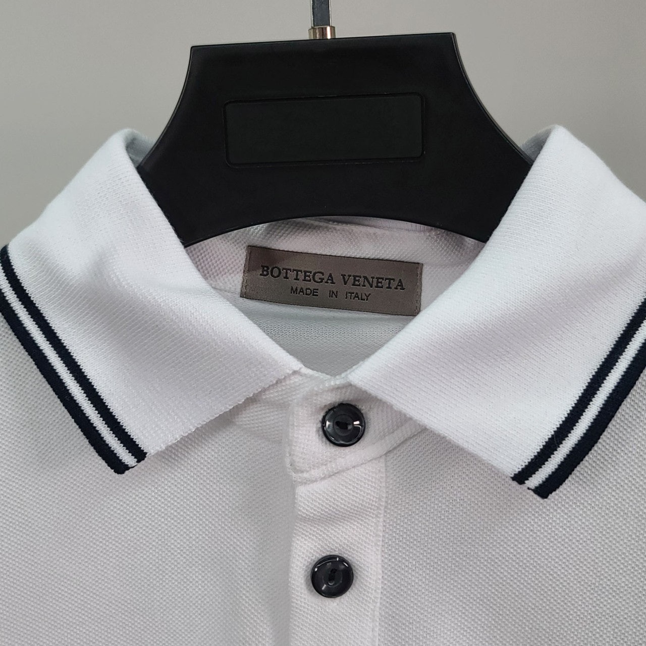 보테가베네타 삼각패치 라인 PK 반팔 카라티 2color