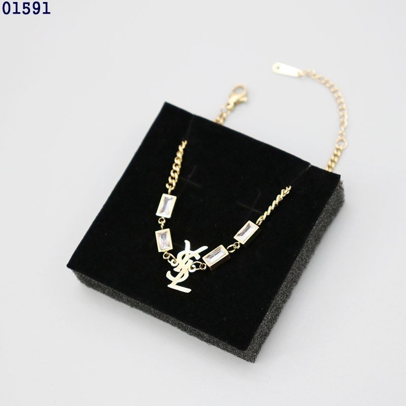 생로랑 YSL 크리스탈 골드 팔찌