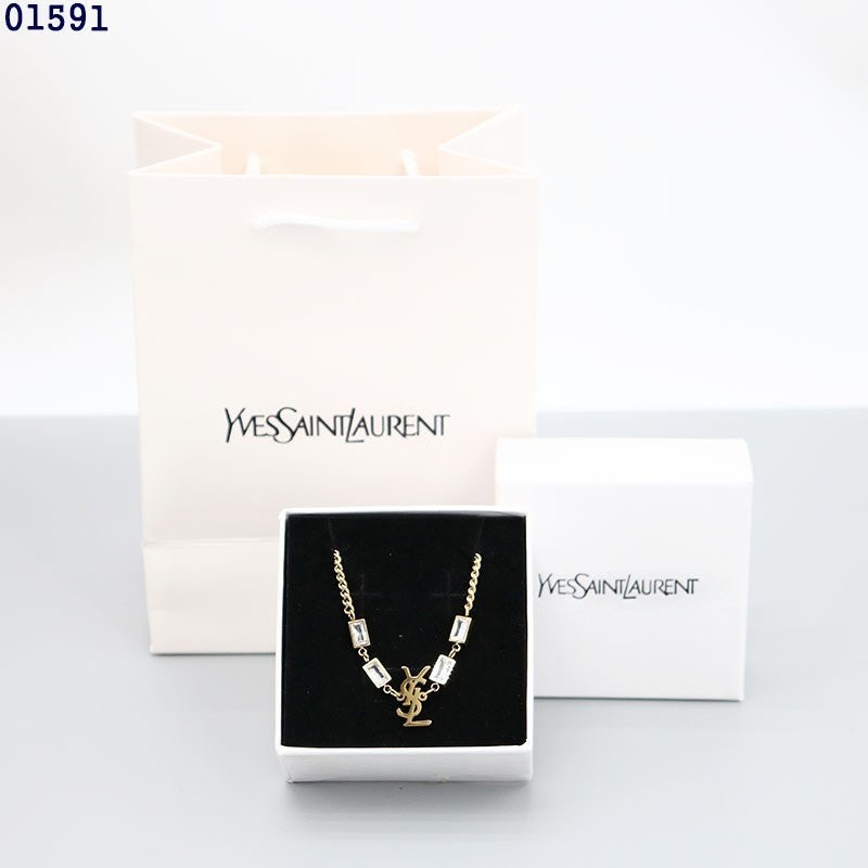 생로랑 YSL 크리스탈 골드 팔찌