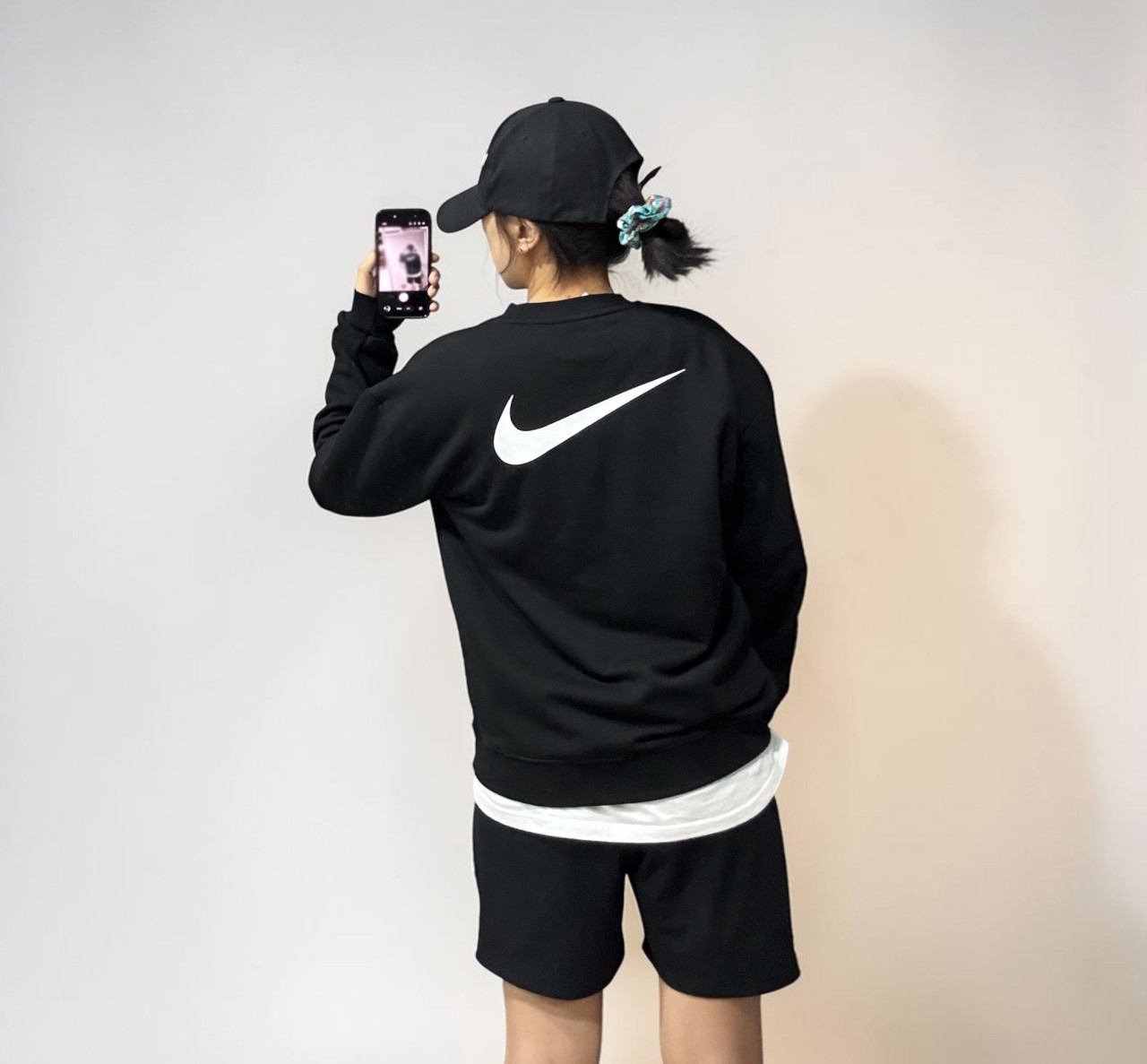 나이키 스우시 맨투맨 3color
