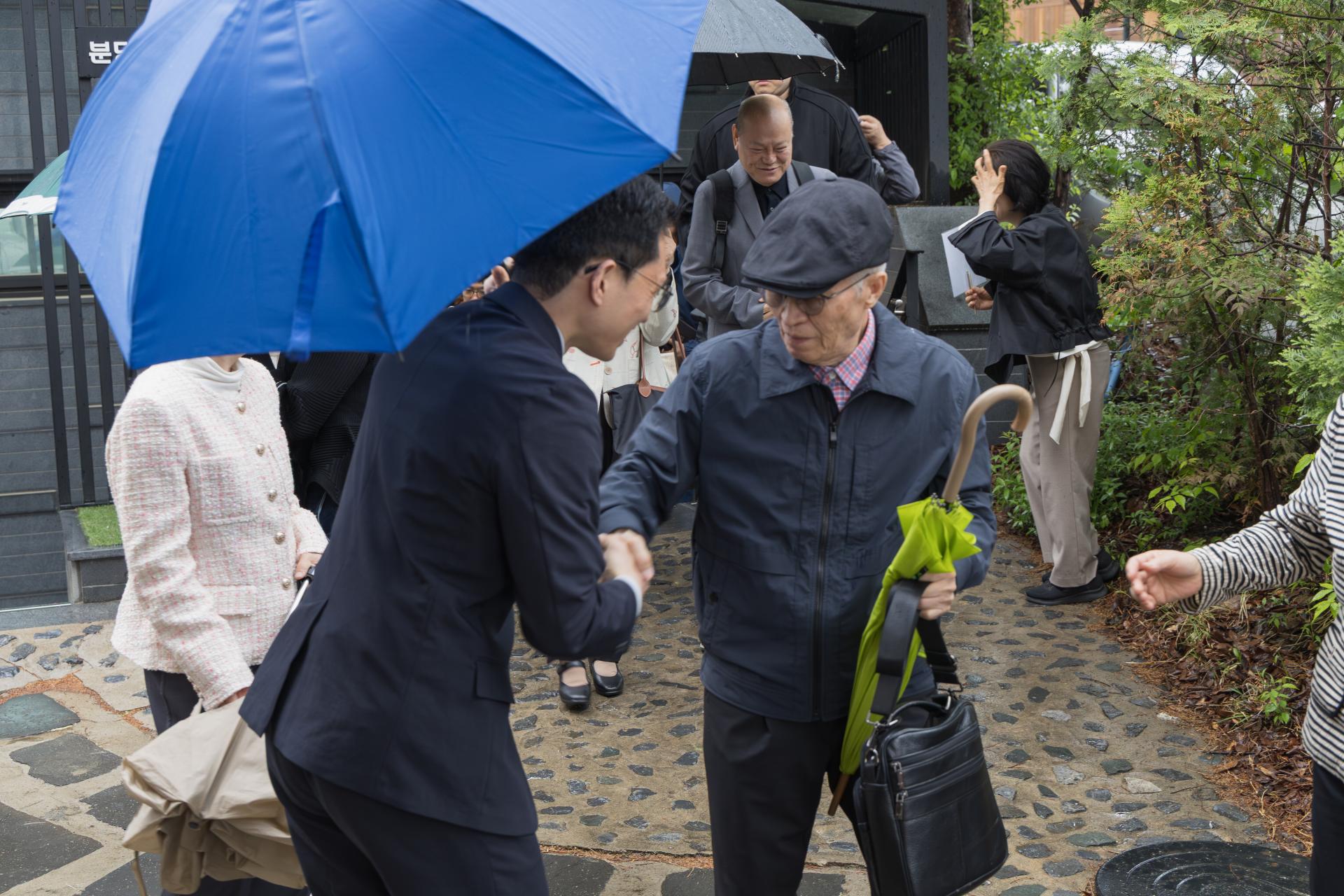 124bde14e3a38.jpg