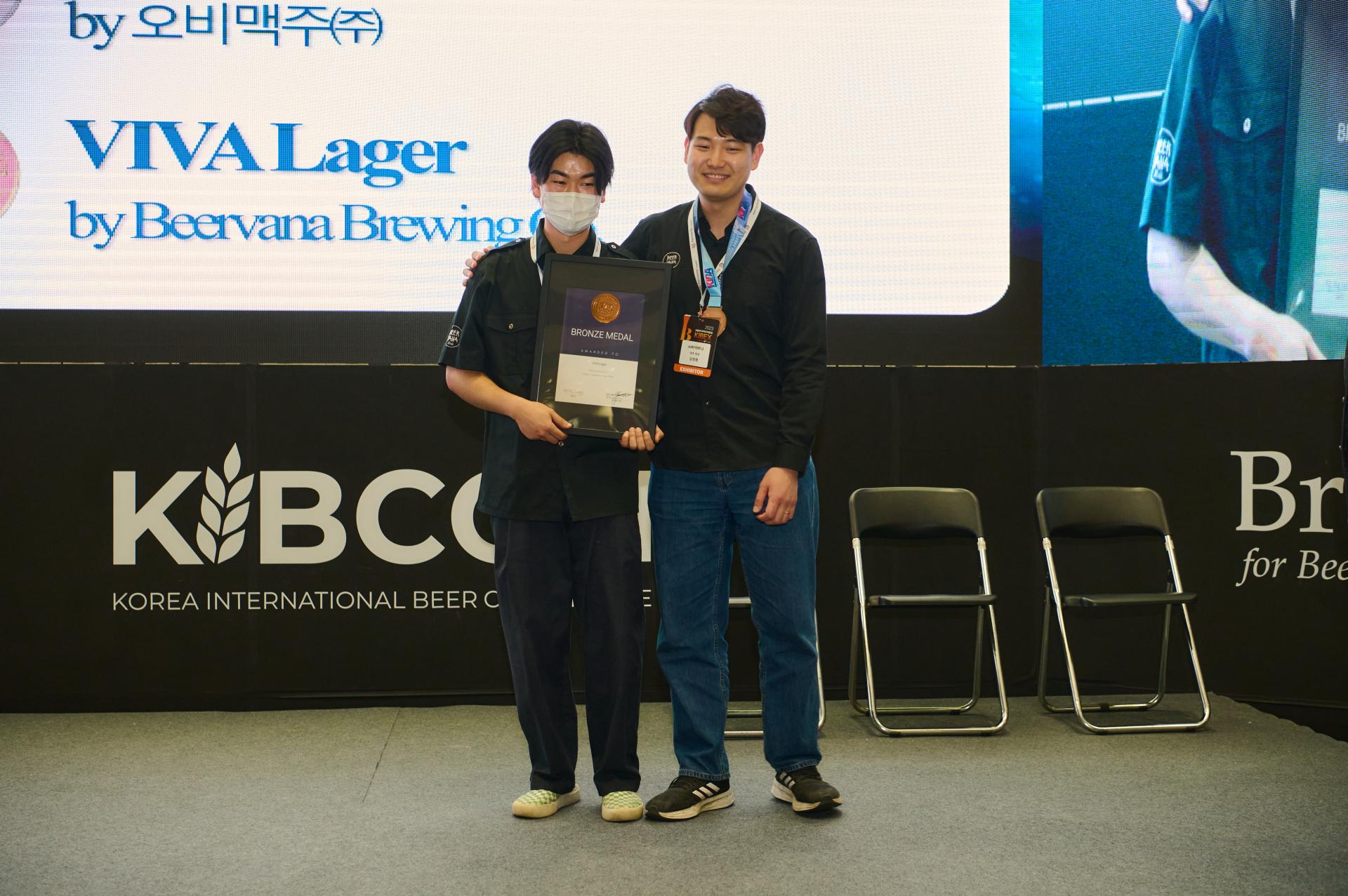 a14fbe3c50a4f.jpg