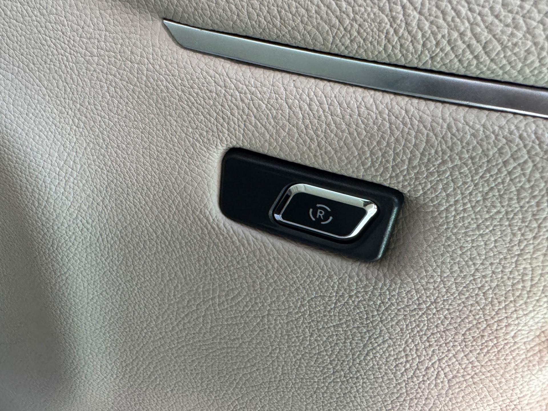 10026036850fd.jpg