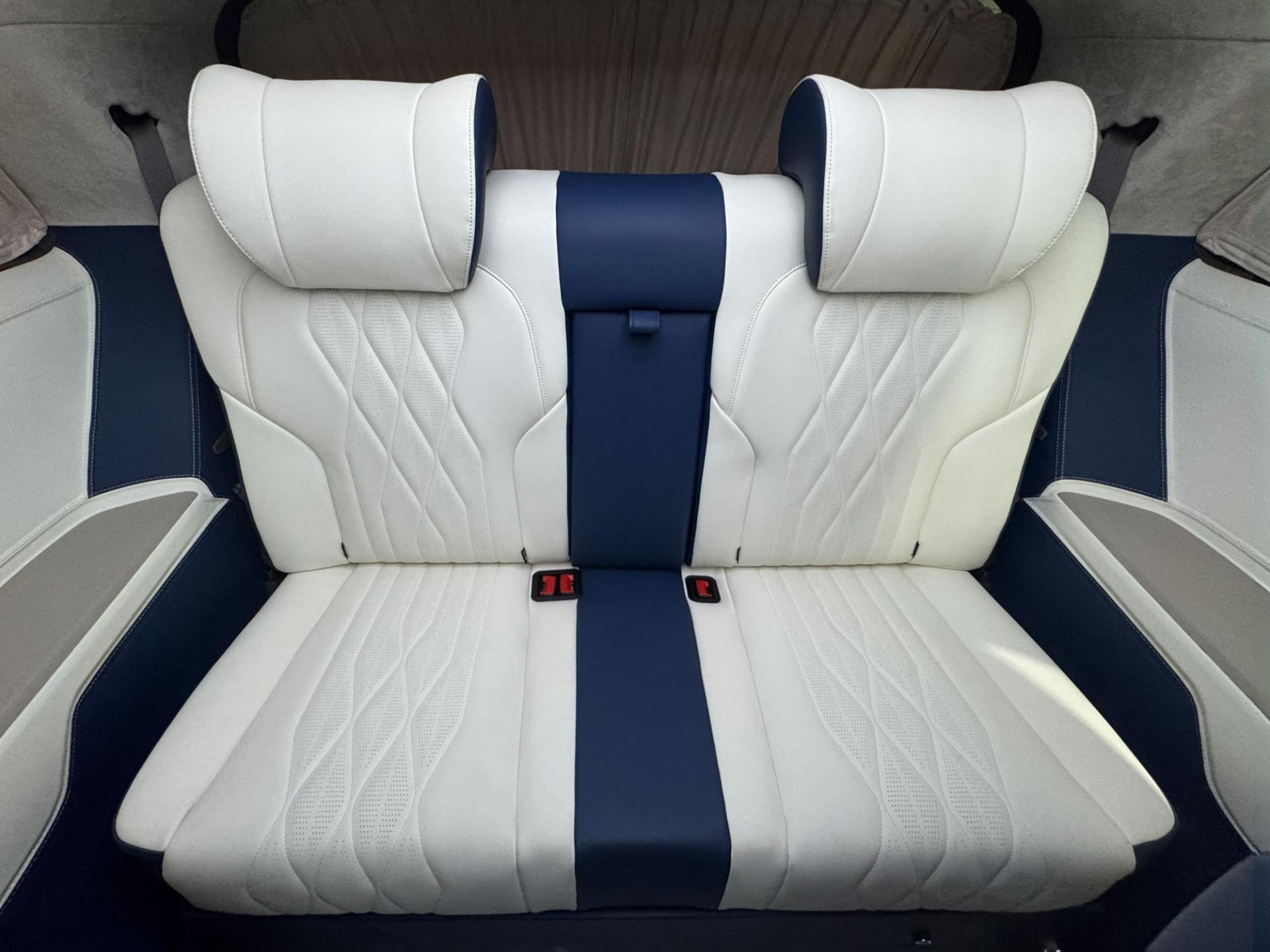 f682bacef8550.jpg
