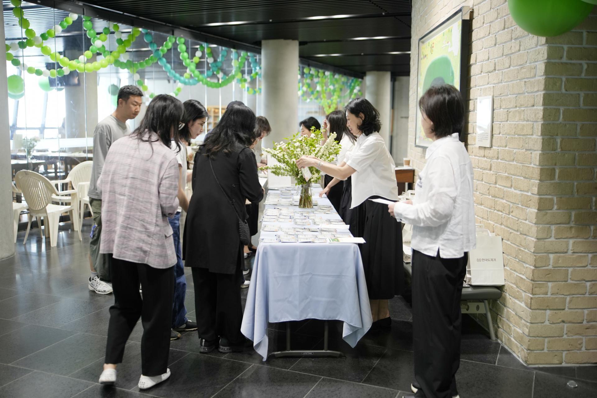32f728b804c18.jpg