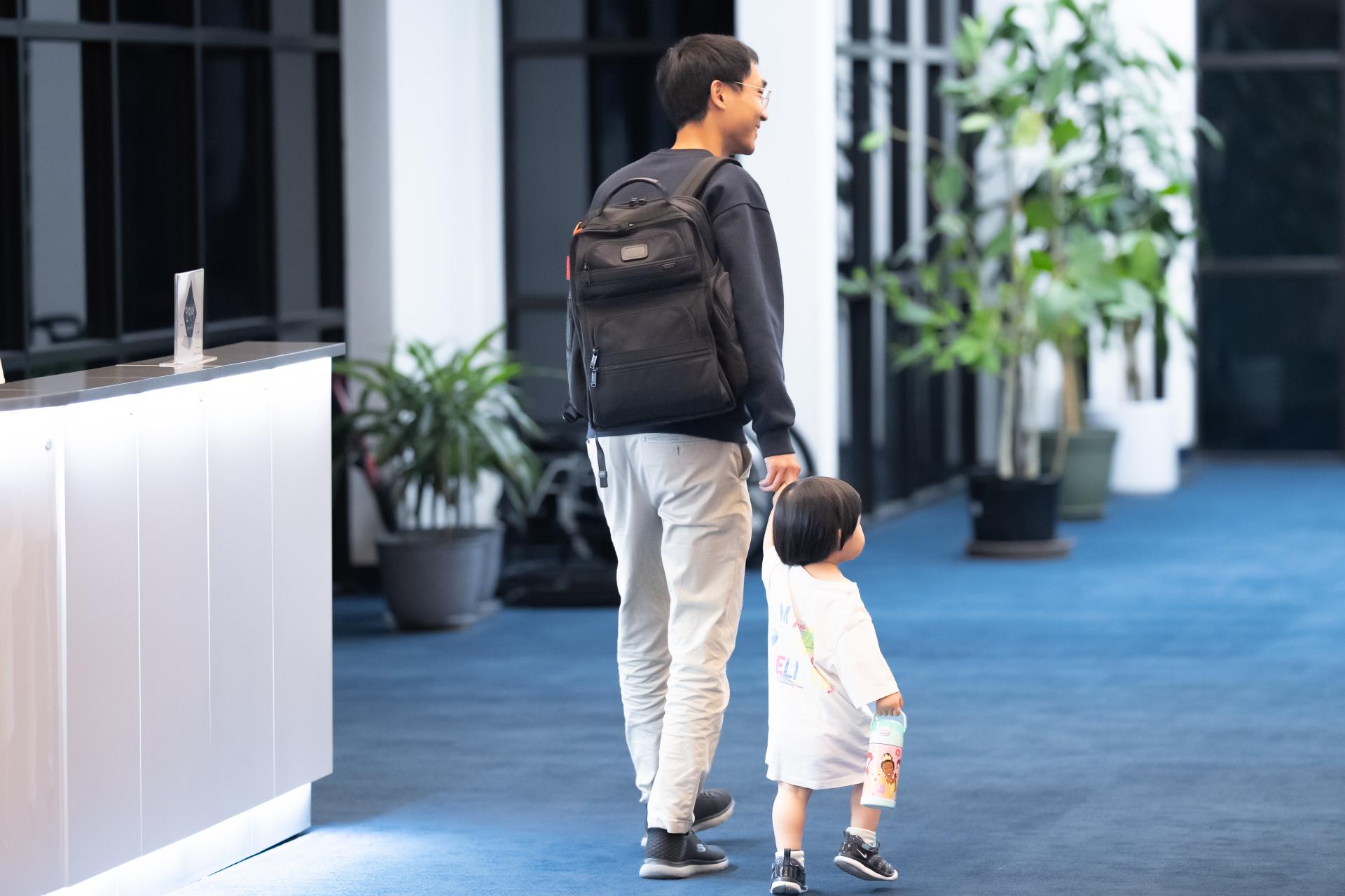 2e49c76599e1f.jpg