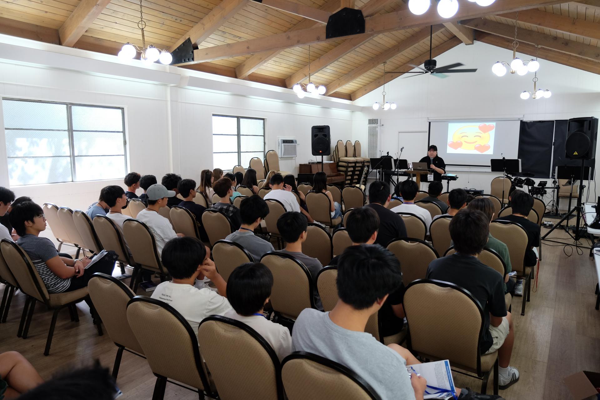 a62ef10d5f141.jpg