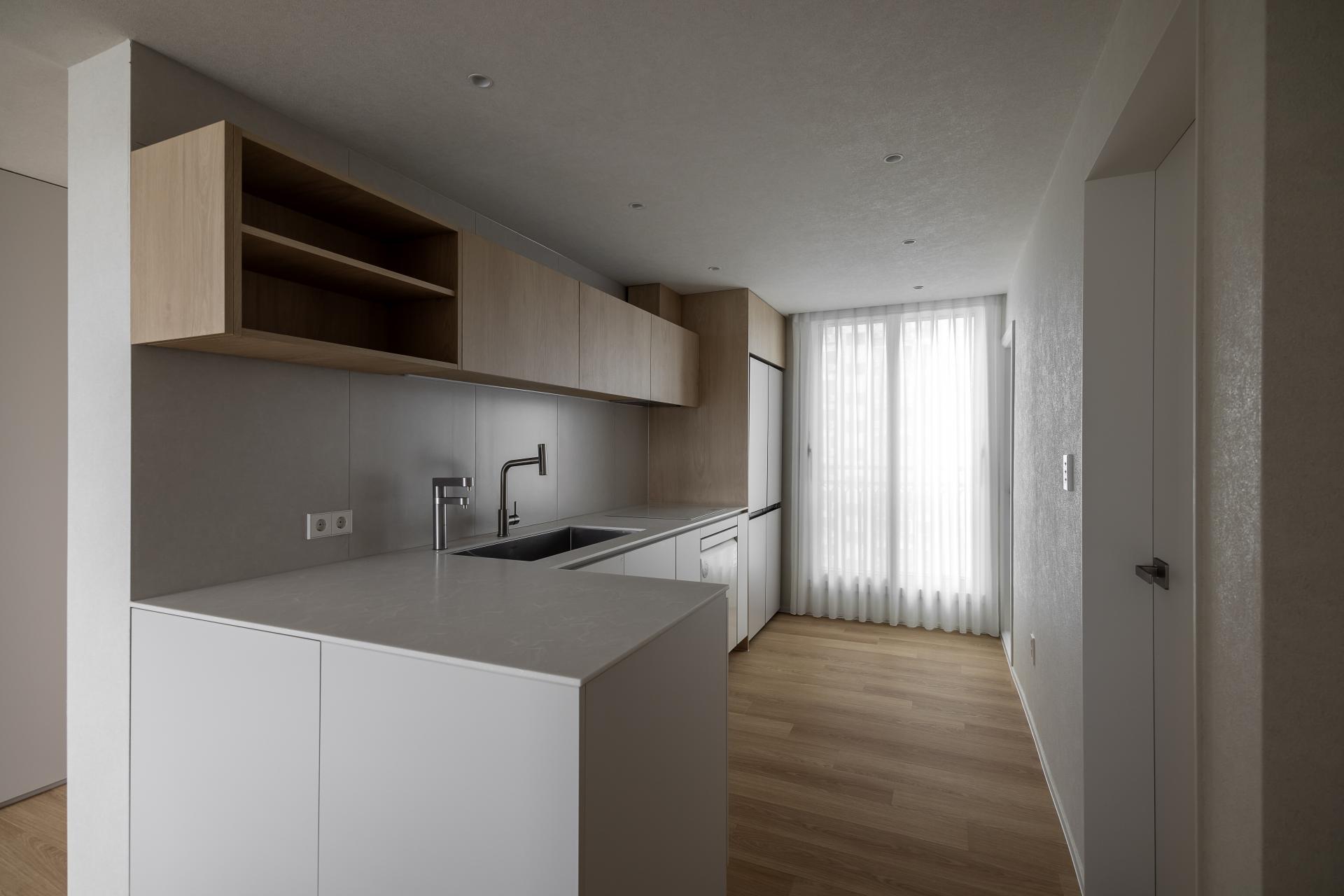 295516fa12e6f.jpg