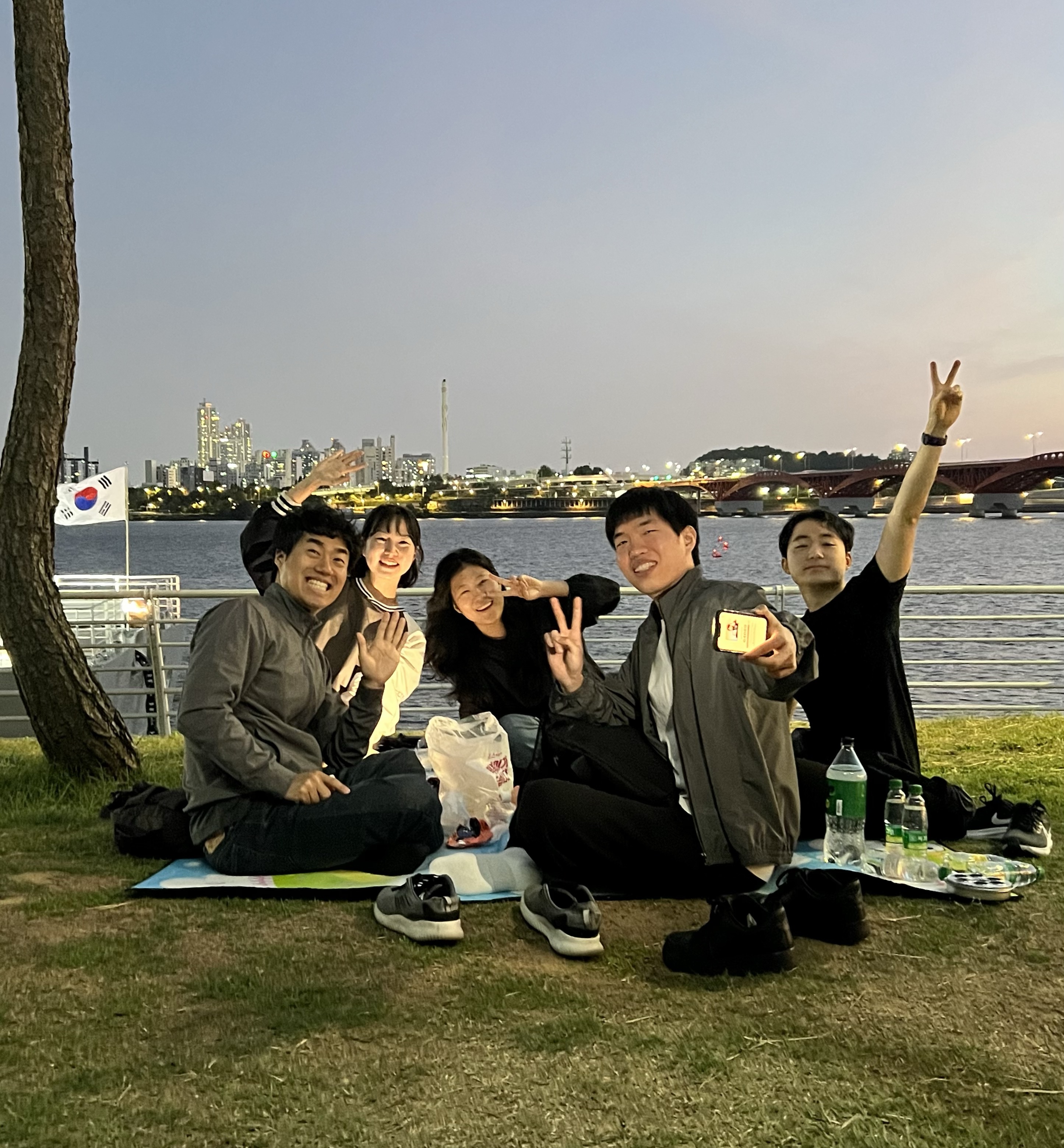 0d8c504d41398.jpg