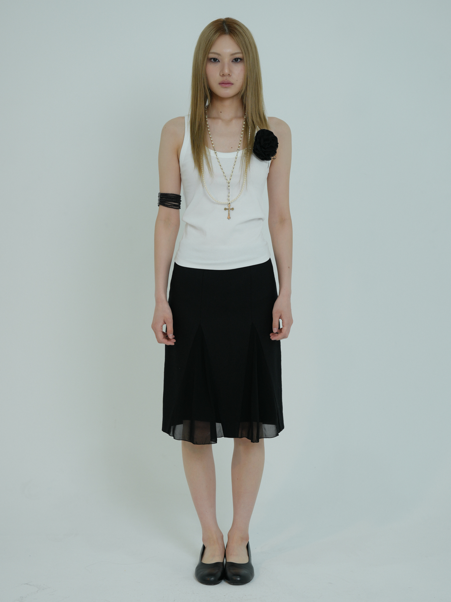 ARTIST RIBBED SQUARE NECK SLEEVELESS (WHITE)