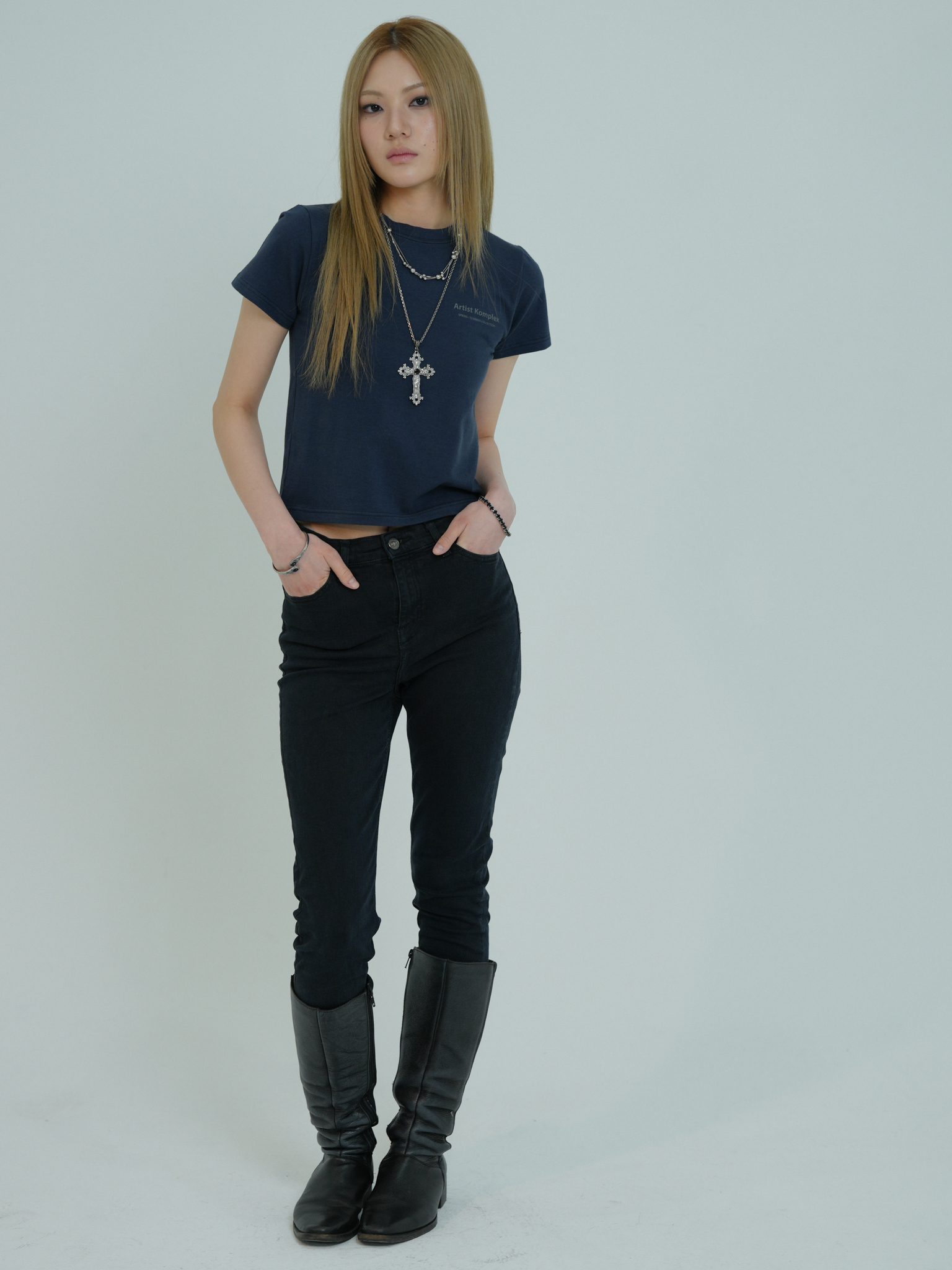 ARTIST SLIM FIT LOGO T-SHIRT (NAVY)