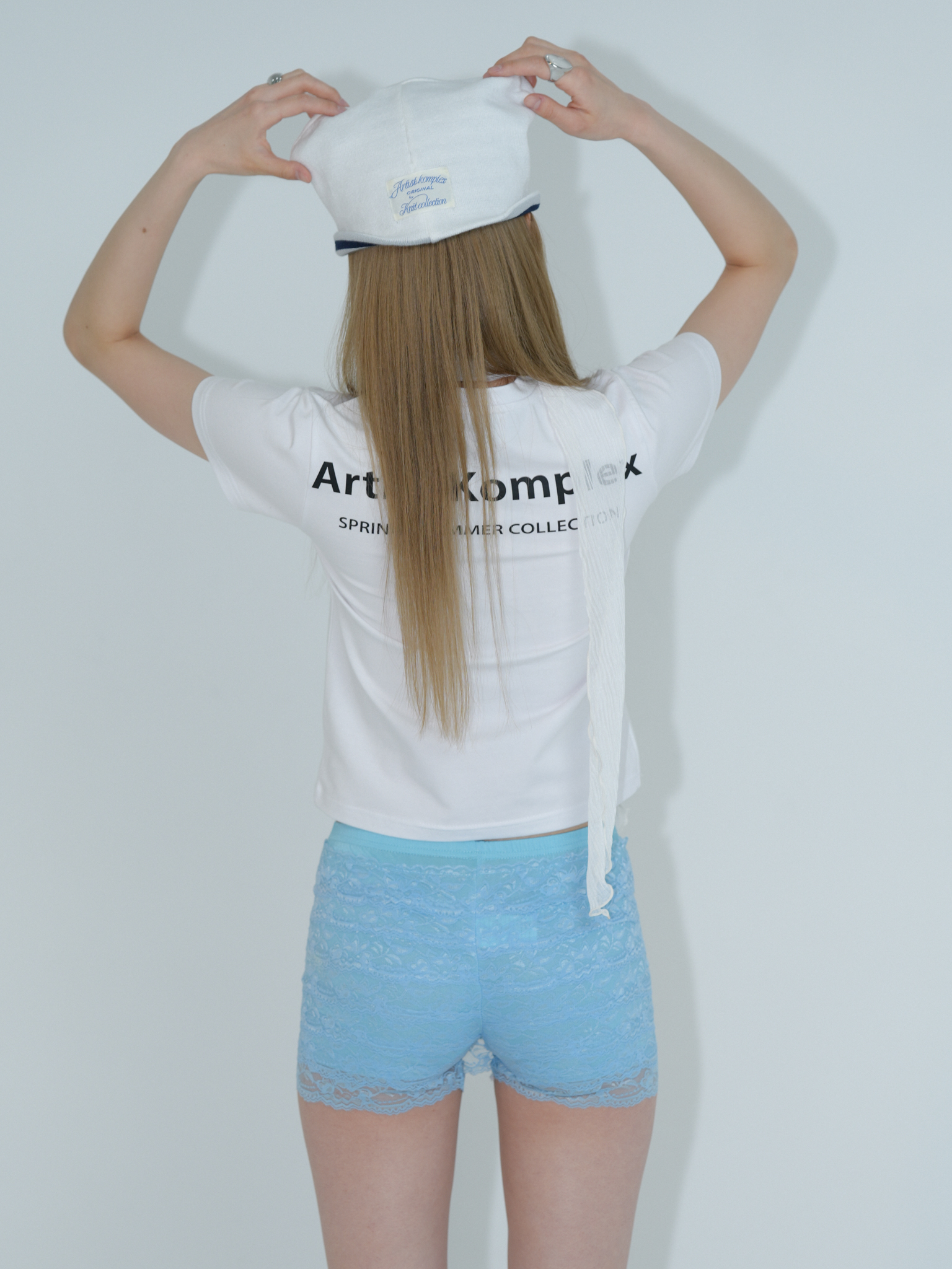 ARTIST SLIM FIT LOGO T-SHIRT (WHITE)
