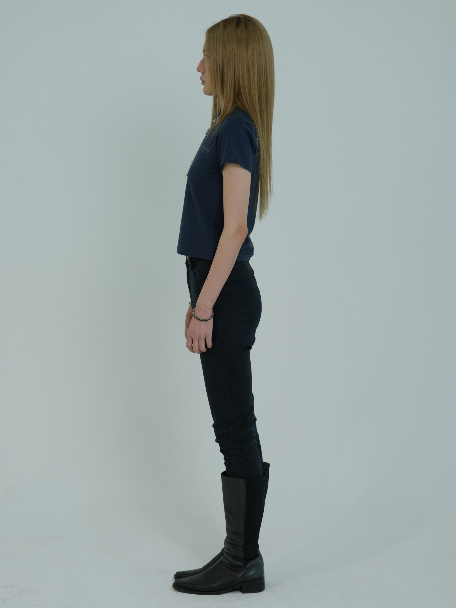 ARTIST SLIM FIT LOGO T-SHIRT (NAVY)