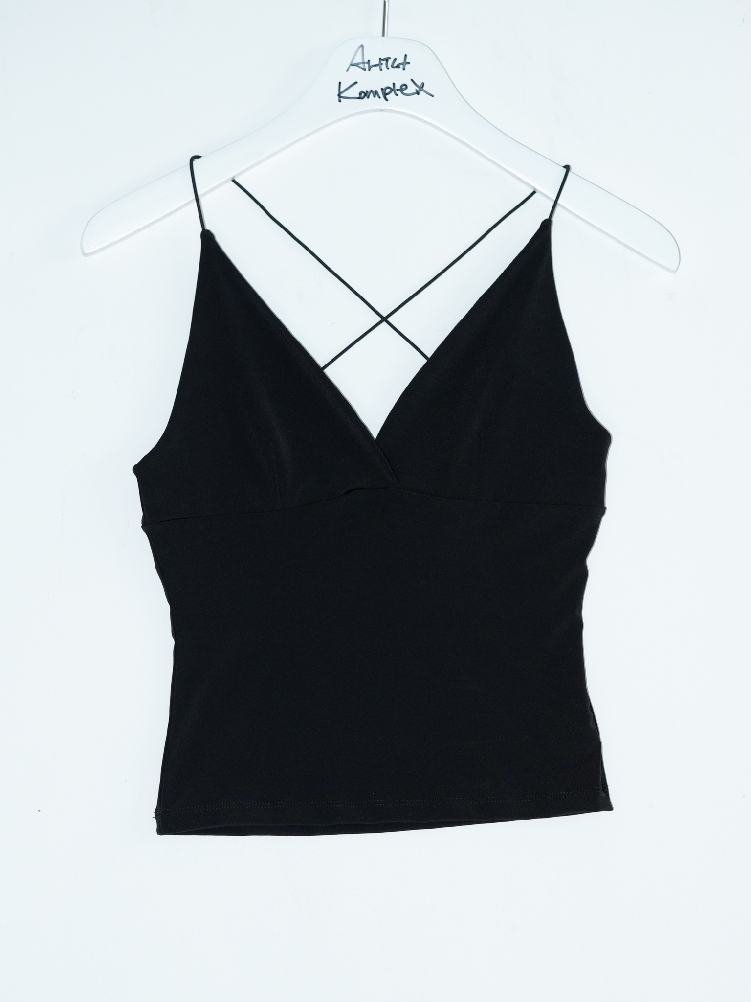 ARTIST V-NECK STRING SLEEVELESS (BLACK)