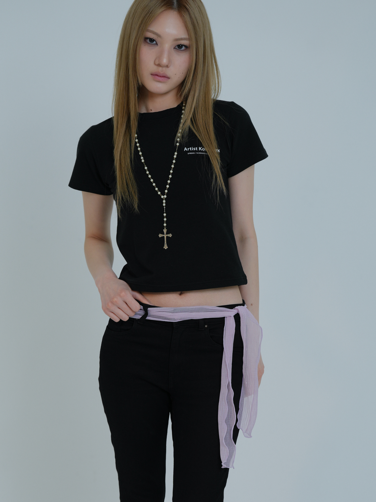ARTIST SLIM FIT LOGO T-SHIRT (BLACK)