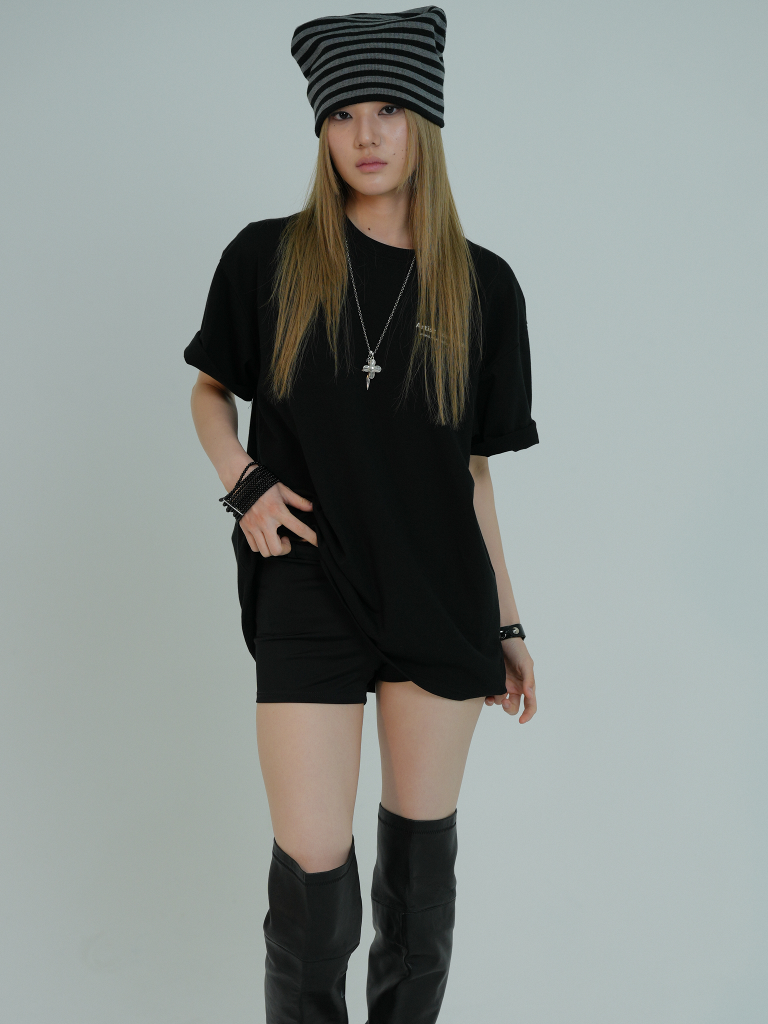 ARTIST TWO-WAY HORN BEANIE (BLACK)