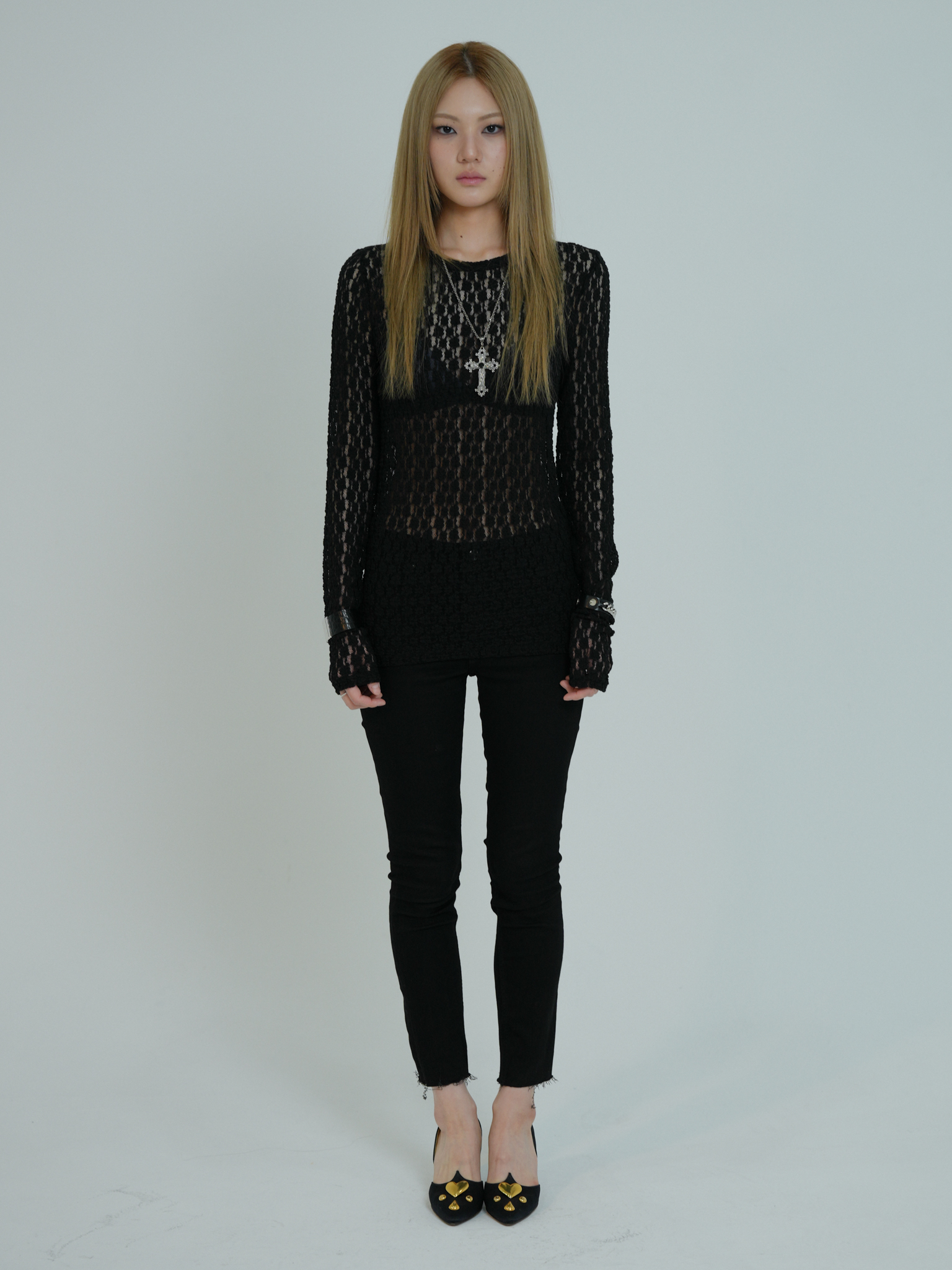 ARTIST FLORAL LACE LONG SLEEVE (BLACK)