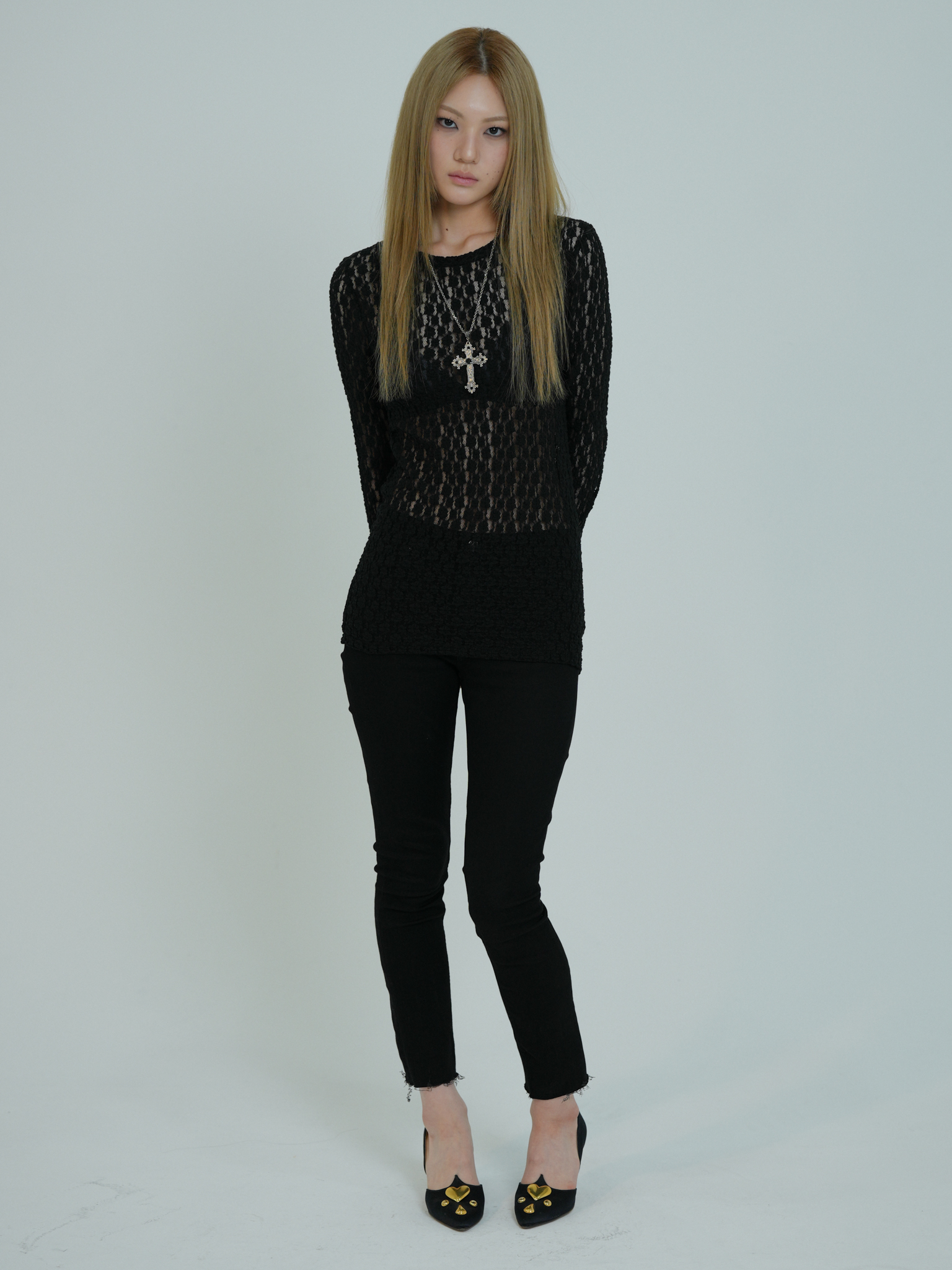 ARTIST FLORAL LACE LONG SLEEVE (BLACK)