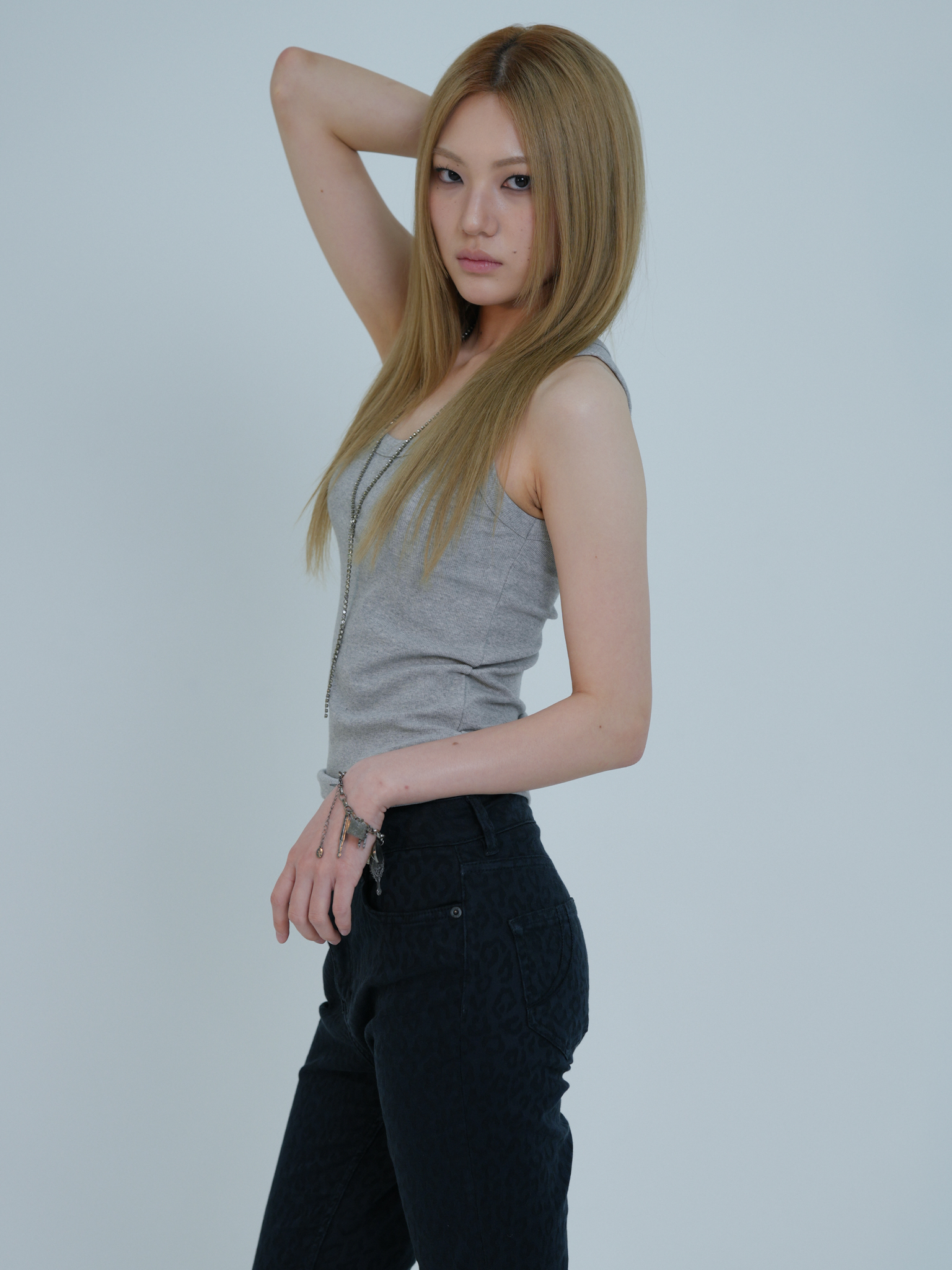 ARTIST RIBBED SQUARE NECK SLEEVELESS (GREY)