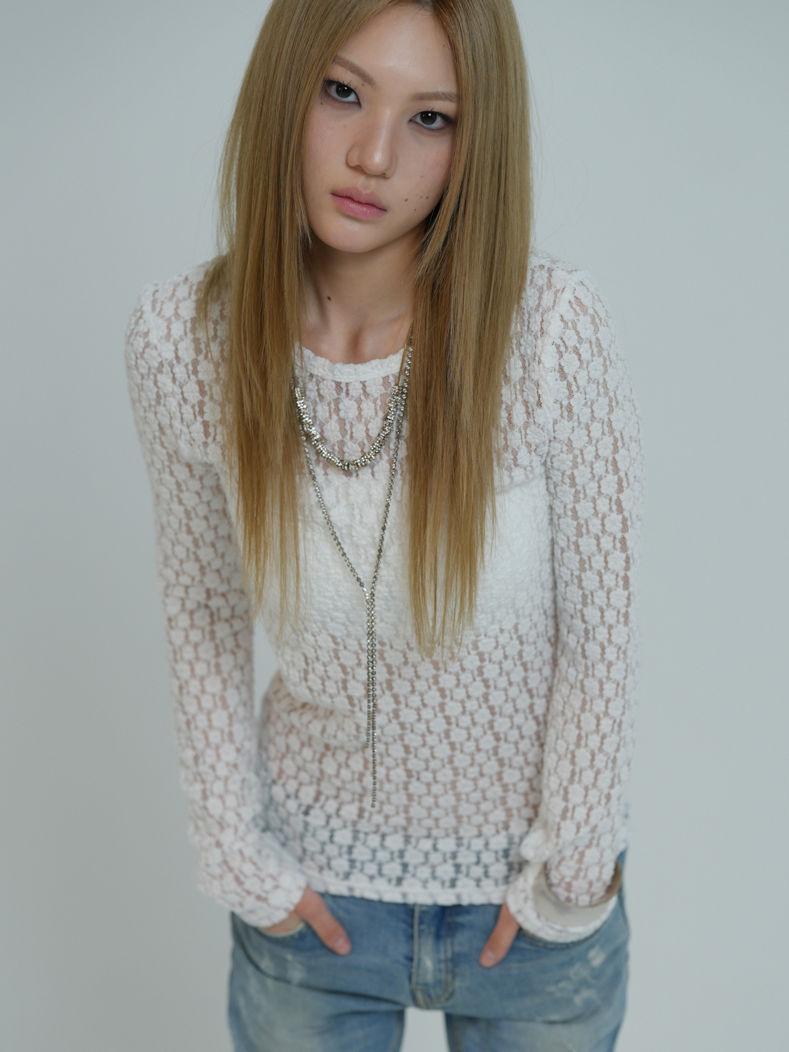 ARTIST FLORAL LACE LONG SLEEVE (WHITE)