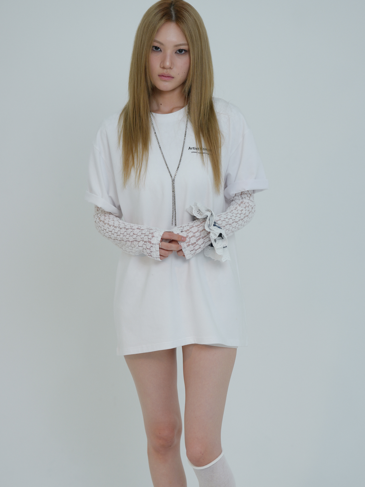 ARTIST OVERSIZED LOGO T-SHIRT (WHITE)