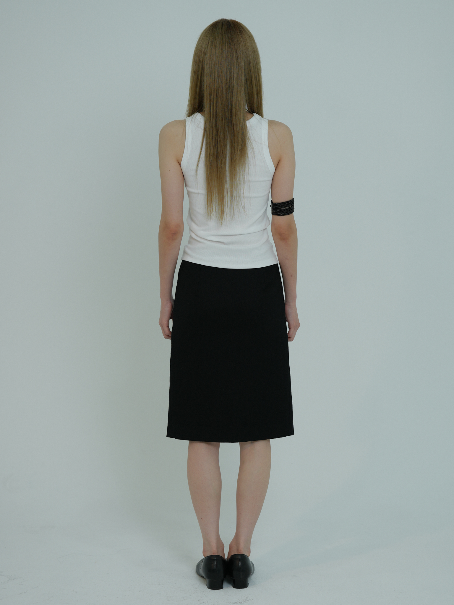 ARTIST RIBBED SQUARE NECK SLEEVELESS (WHITE)