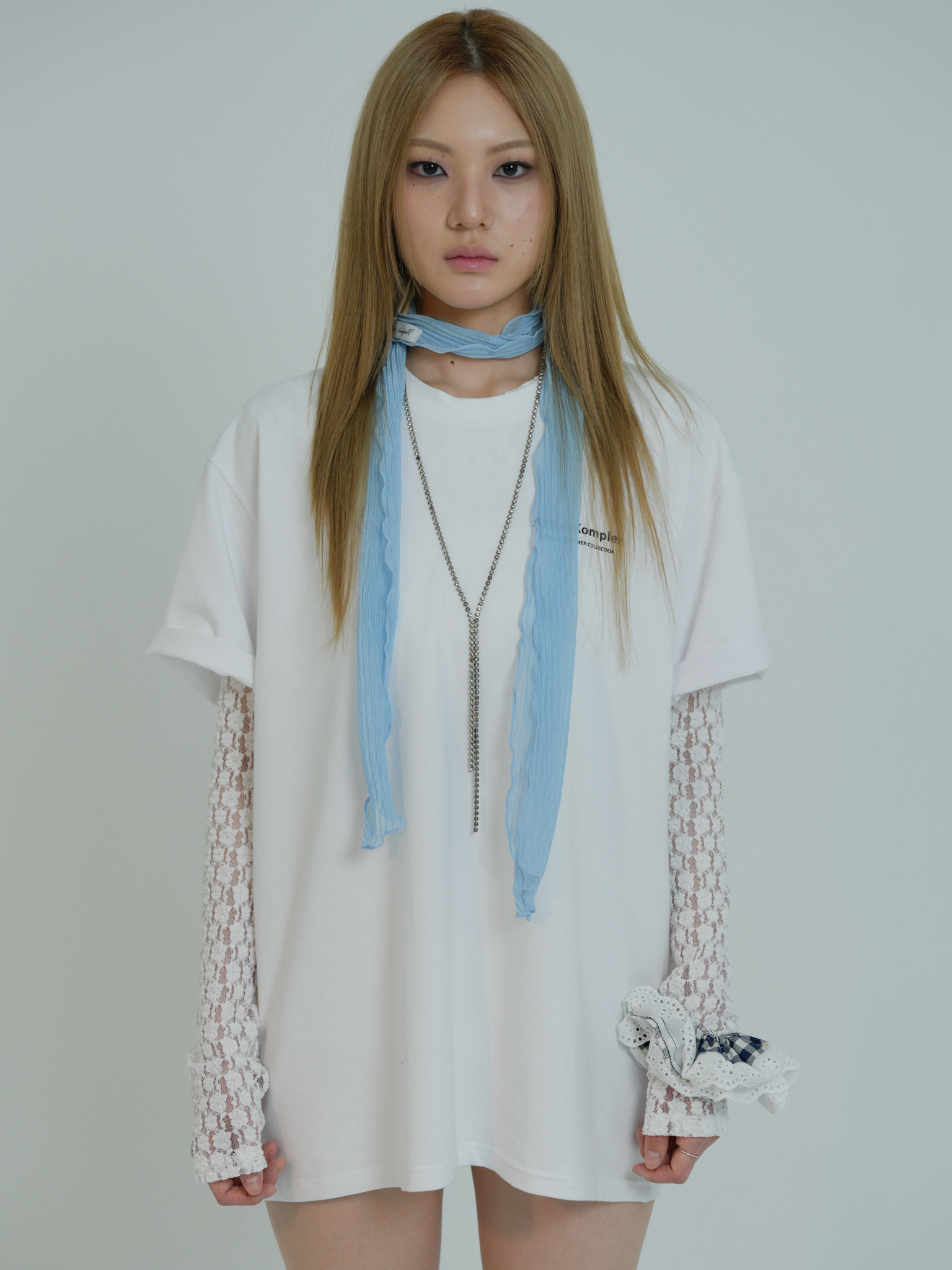 ARTIST SLIM PLEATS LONG SCARF (BLUE)