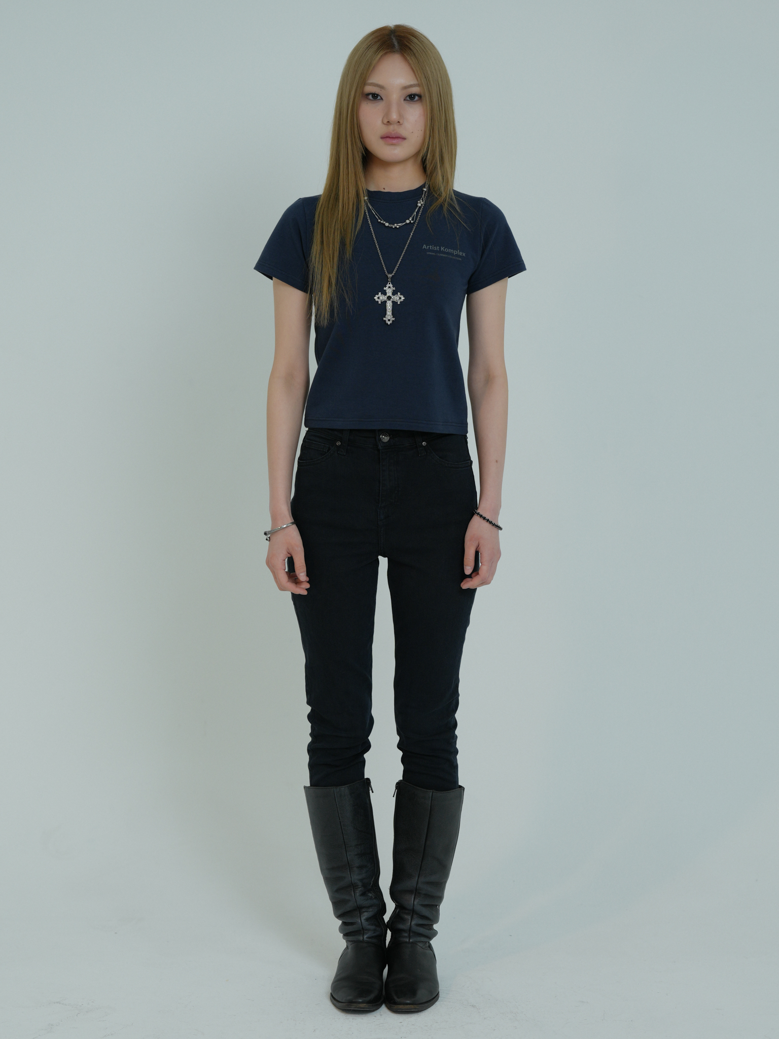 ARTIST SLIM FIT LOGO T-SHIRT (NAVY)