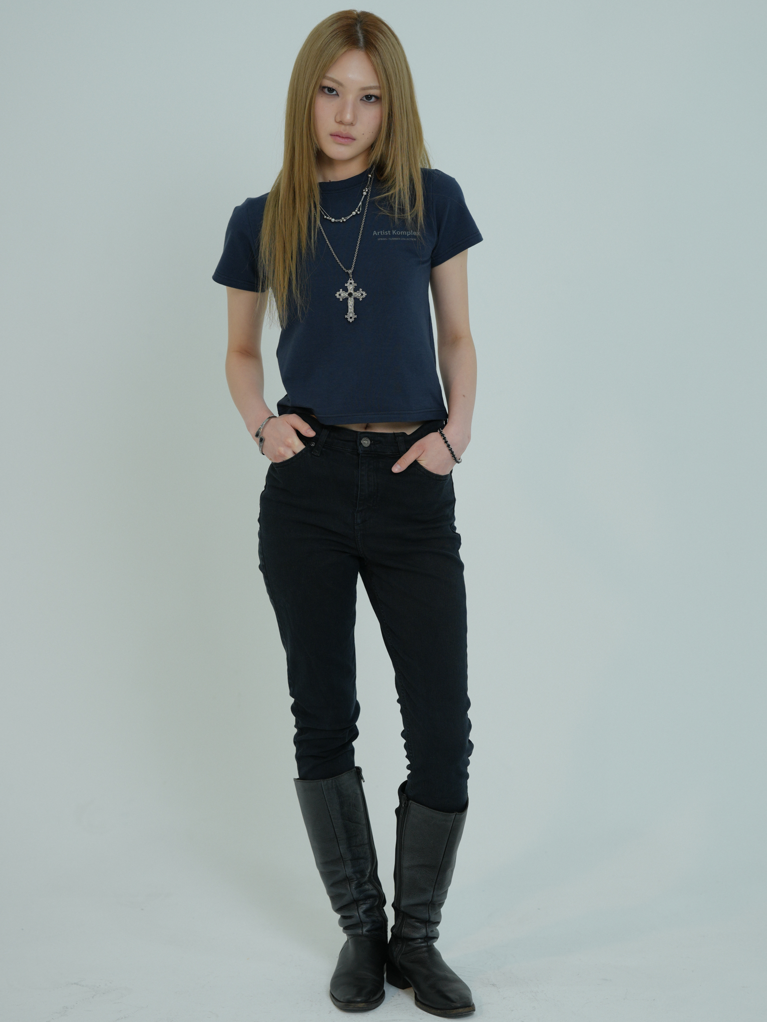ARTIST SLIM FIT LOGO T-SHIRT (NAVY)