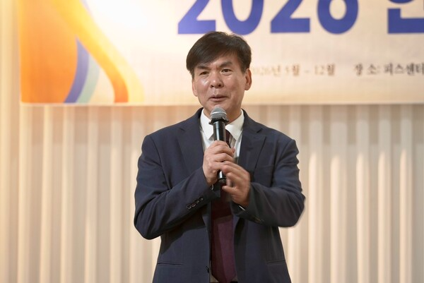 [강연 중인 이수석 국민대 글로벌평화통일대학원 교수]