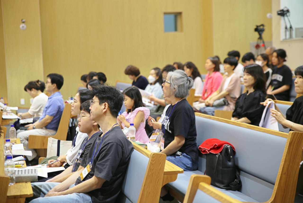 7034bcee3f11e.jpg
