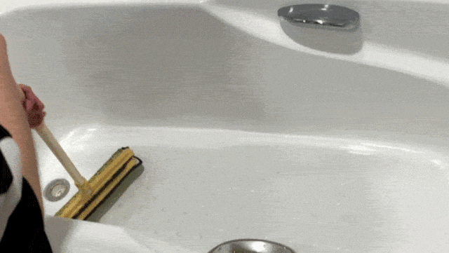 2b1cef1f66632.gif