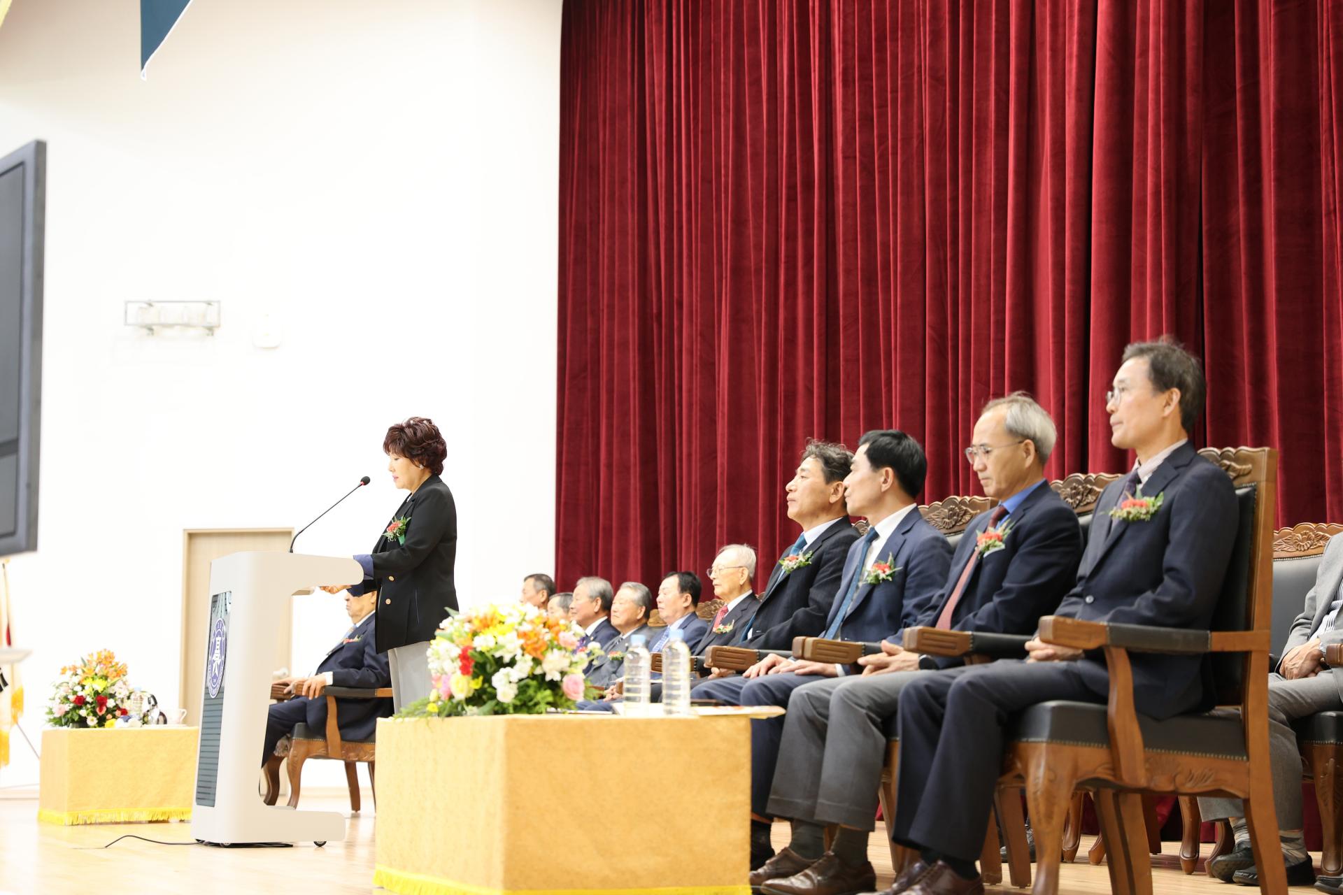 ebce22b854ba6.jpg