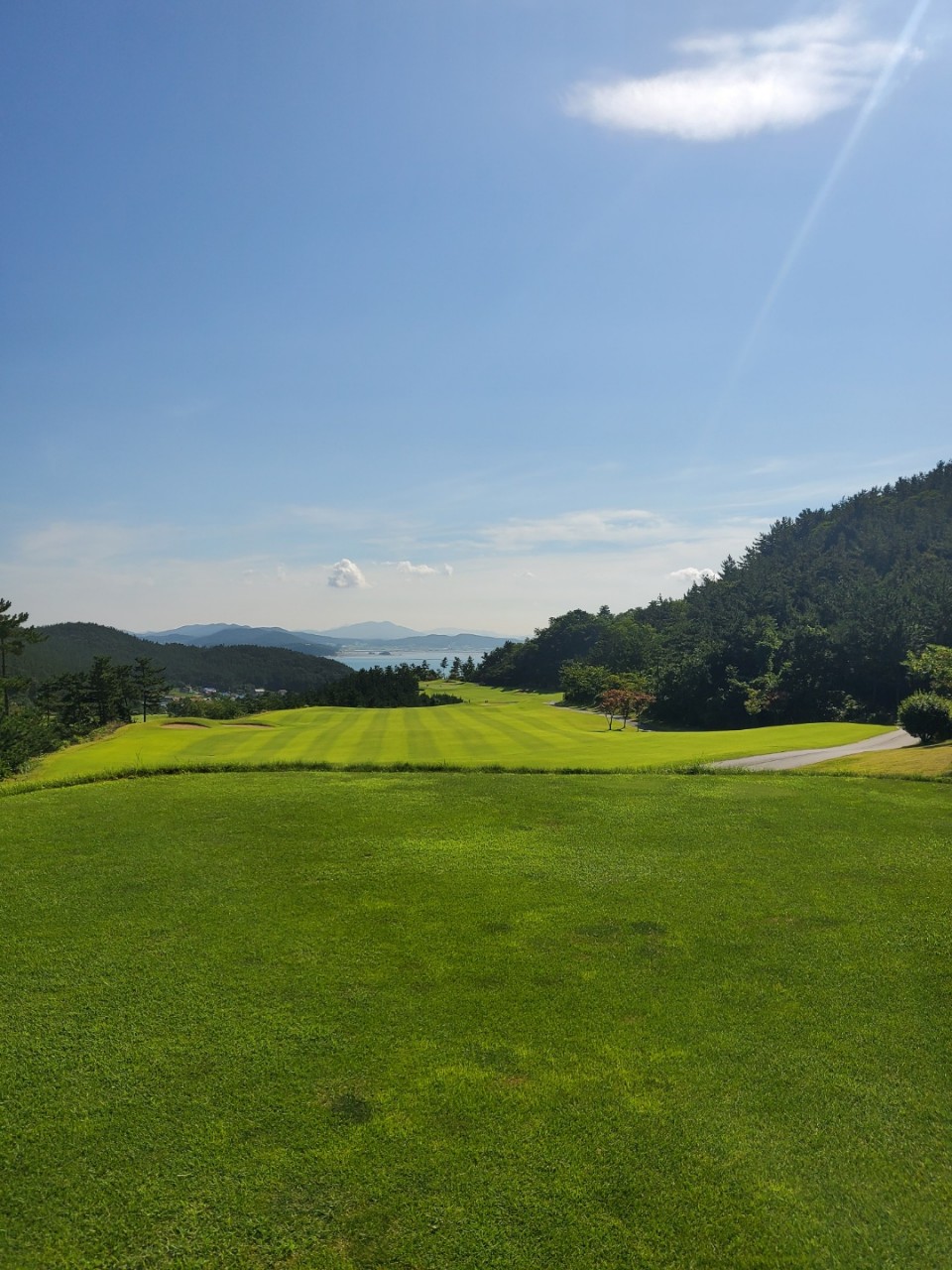 4월⛳골든베이(태안) 1박2일 초특가!! 375,000원🔵골프명가 제이드 팰리스 혈통을 계승한 서해안 최고!! 27홀 고급 휴양형 "골든베이 골프&리조트"