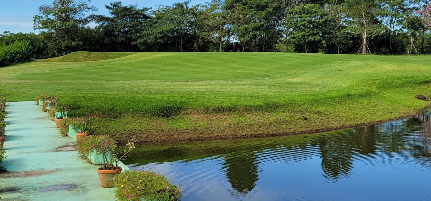 ⛳️ 태국 카빈부리CC 여름캠프 모집! 아시아나항공 5박7일 1,490,000원 7박9일 1,890,000원 10박12일 2,290,000원🌋PGA 챔피언십 코스