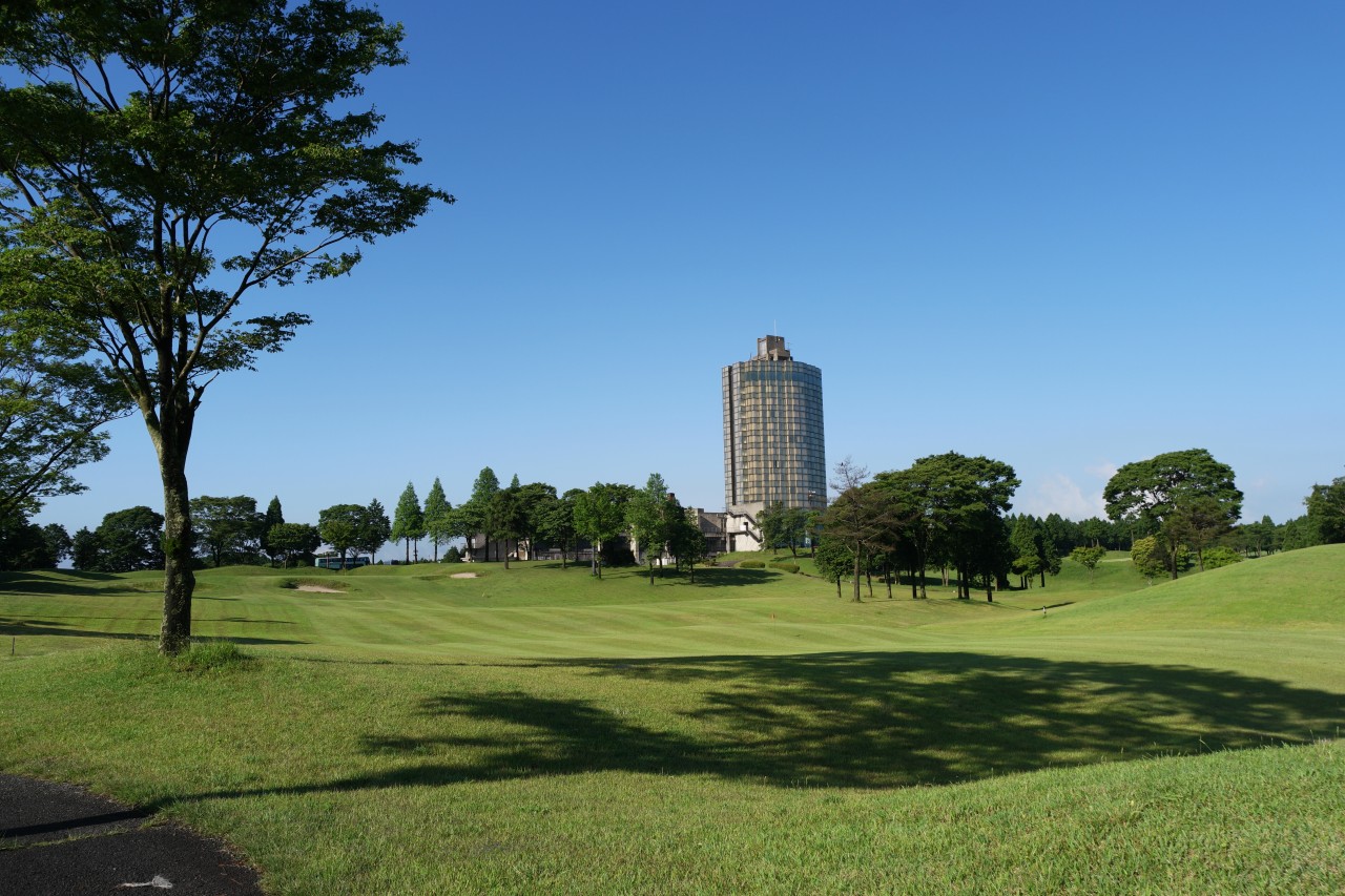 🌿 무더운 한국을 떠나 시원한 아소 고원에서 즐기는 힐링 골프여행! 3박4일 1,190,000원