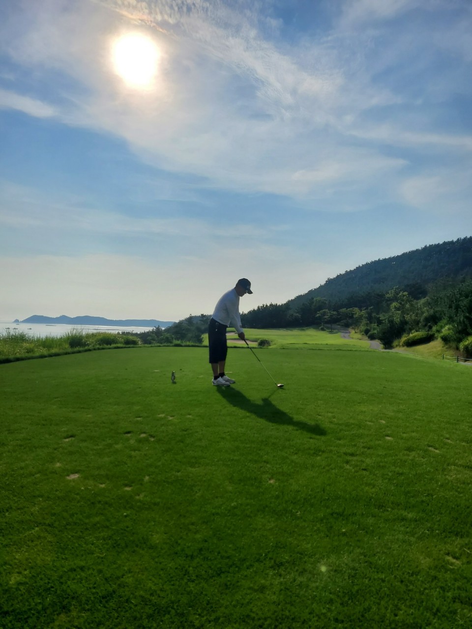 4월⛳골든베이(태안) 1박2일 초특가!! 375,000원🔵골프명가 제이드 팰리스 혈통을 계승한 서해안 최고!! 27홀 고급 휴양형 "골든베이 골프&리조트"