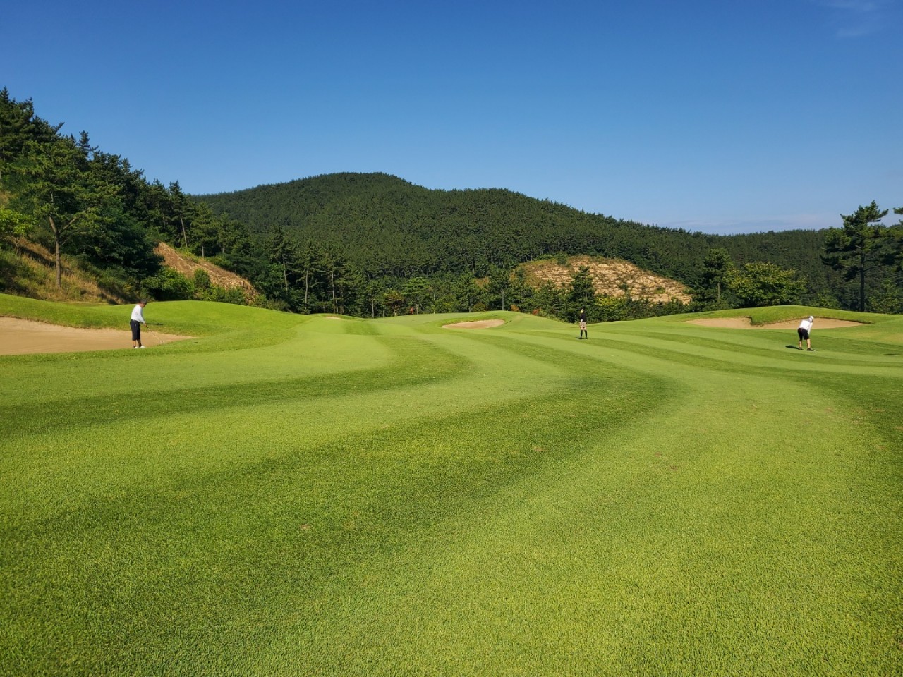 4월⛳골든베이(태안) 1박2일 초특가!! 375,000원🔵골프명가 제이드 팰리스 혈통을 계승한 서해안 최고!! 27홀 고급 휴양형 "골든베이 골프&리조트"
