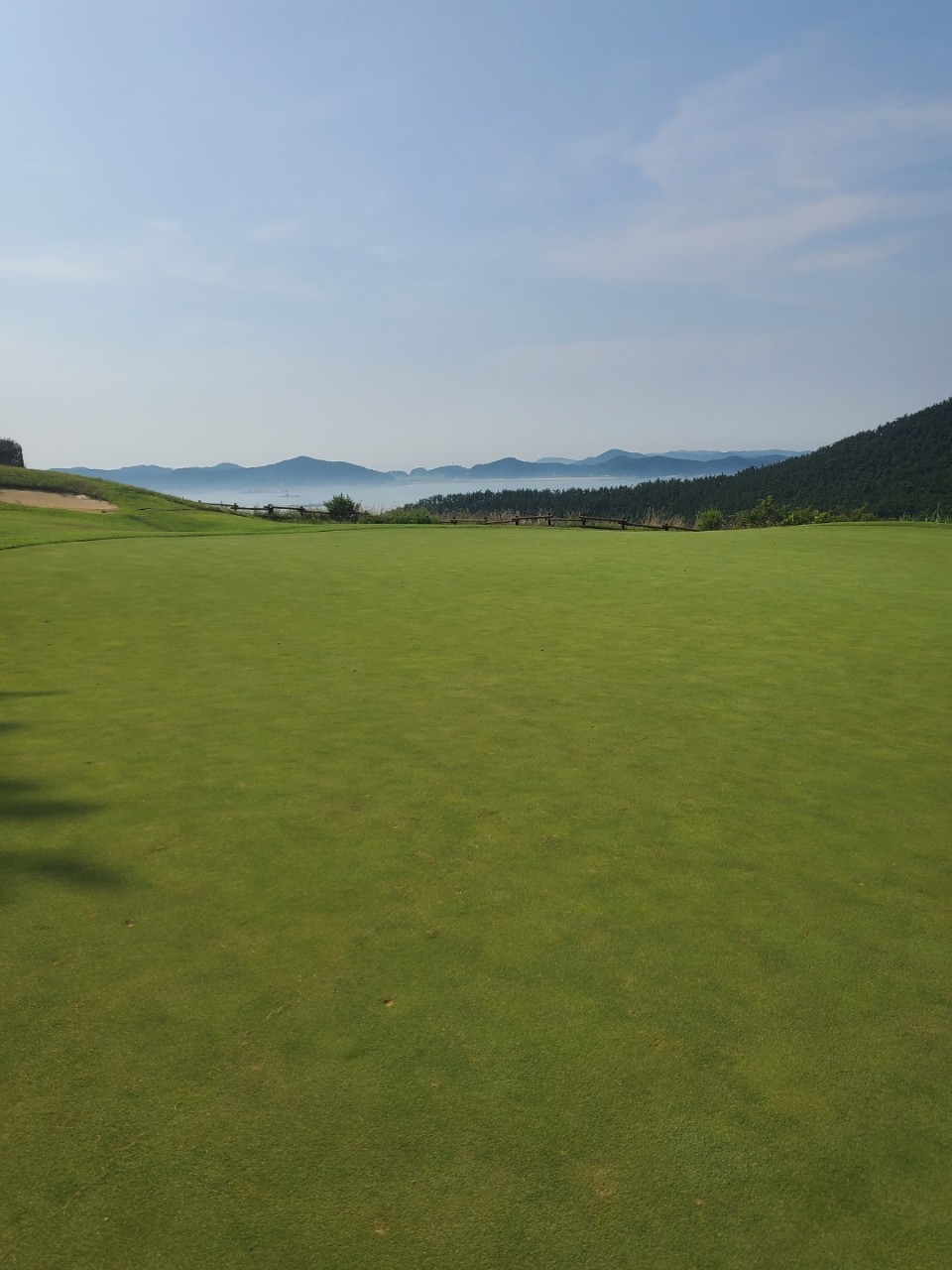 4월⛳골든베이(태안) 1박2일 초특가!! 375,000원🔵골프명가 제이드 팰리스 혈통을 계승한 서해안 최고!! 27홀 고급 휴양형 "골든베이 골프&리조트"