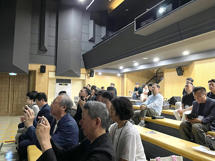 c948d3c330b48.jpg