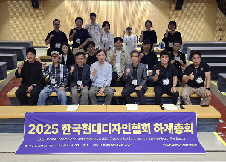 ced3579a551bf.jpg
