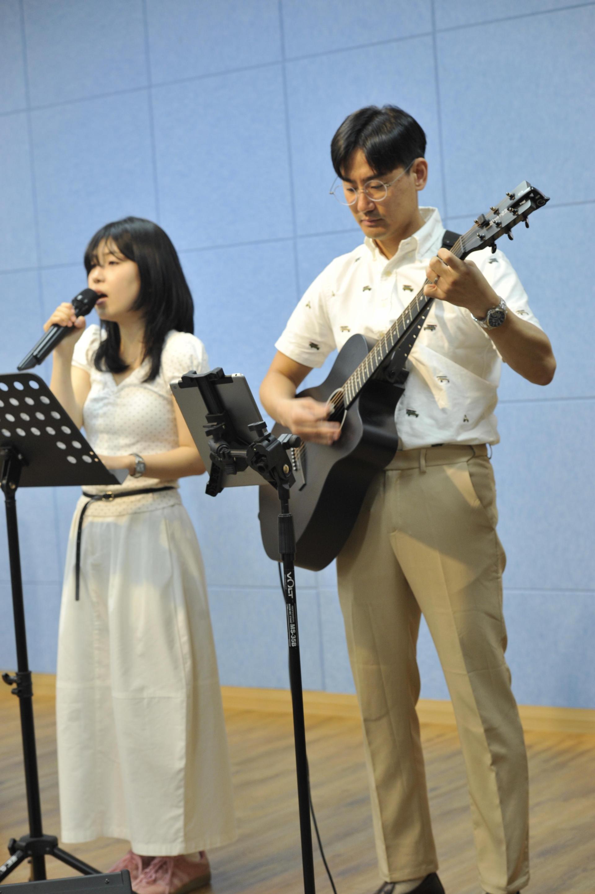 52ea38521880d.jpg
