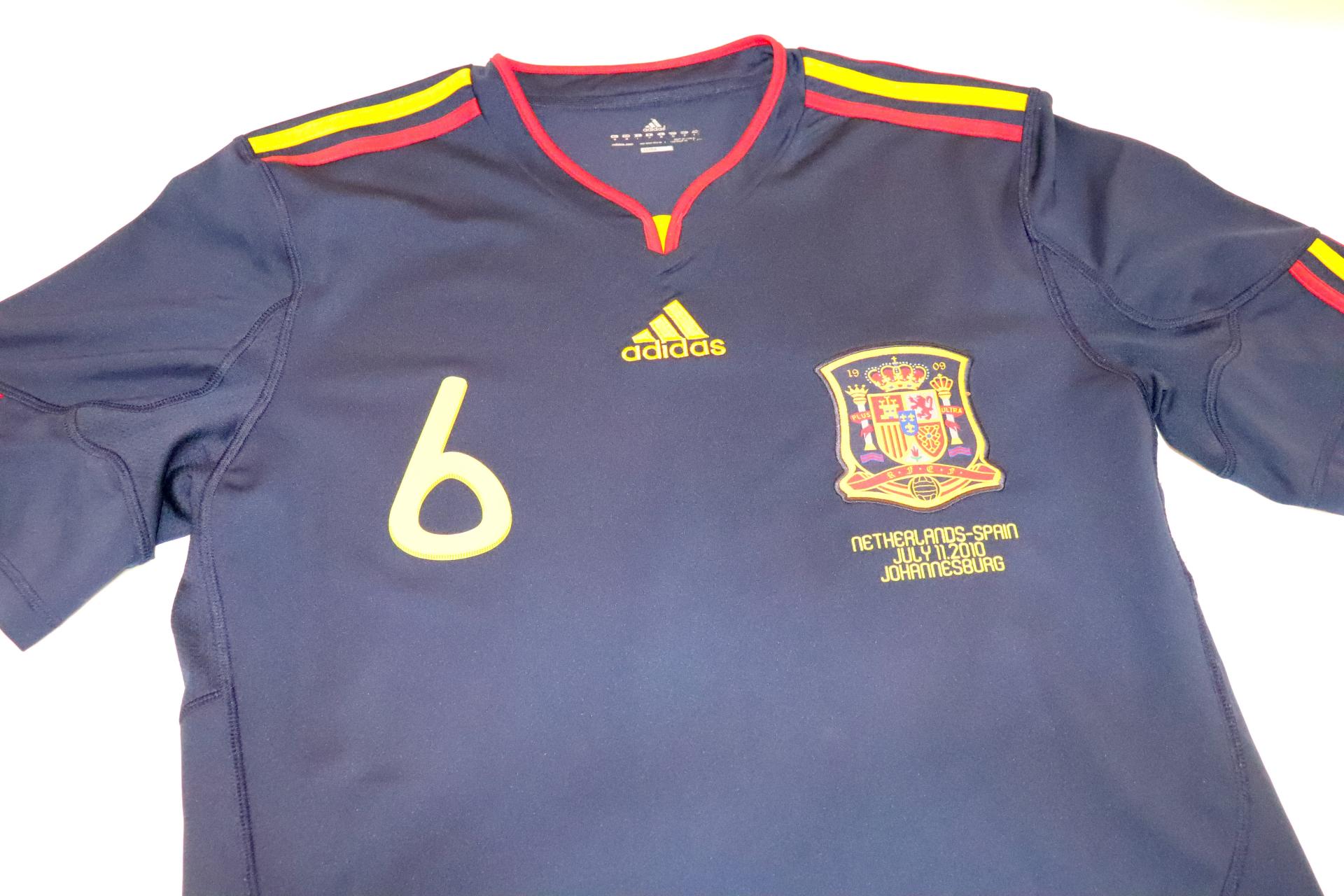 2010-2011 Spain Away S/S #6 A.Iniesta - M