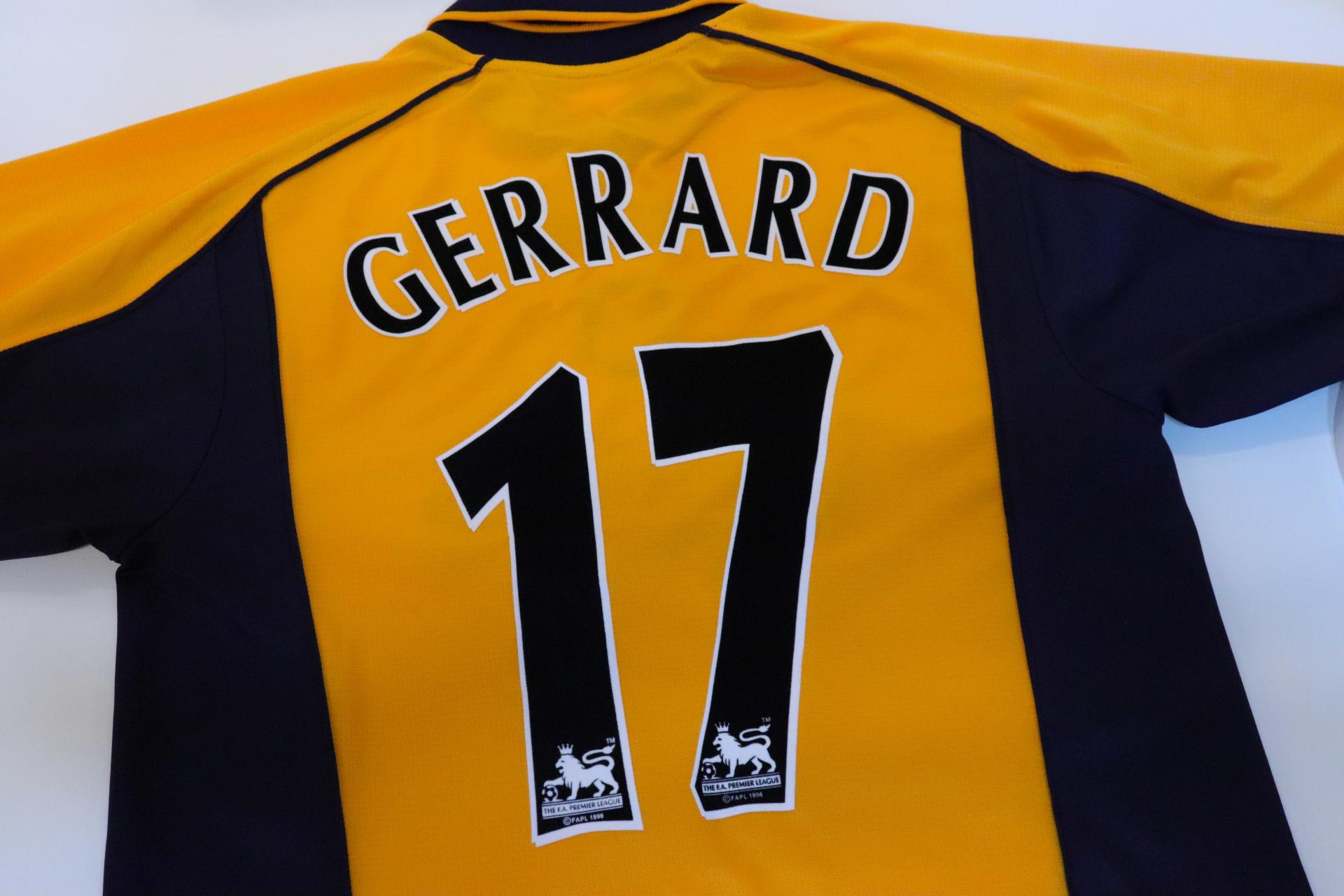 2000-2001 Liverpool Away S/S #17 Gerrard - M