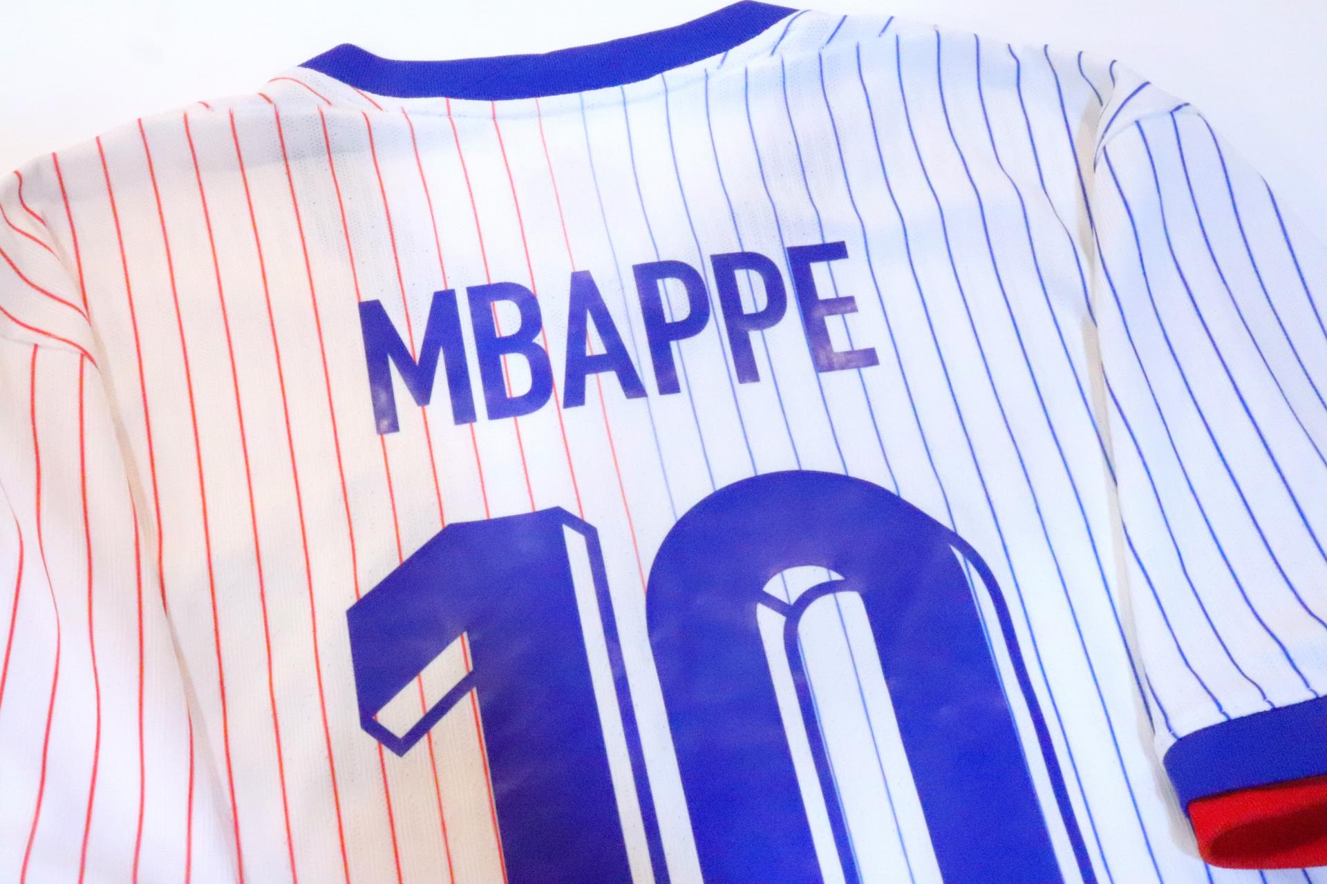 2024-2026 France Away adv S/S #10 Mbappe (Official) - XL