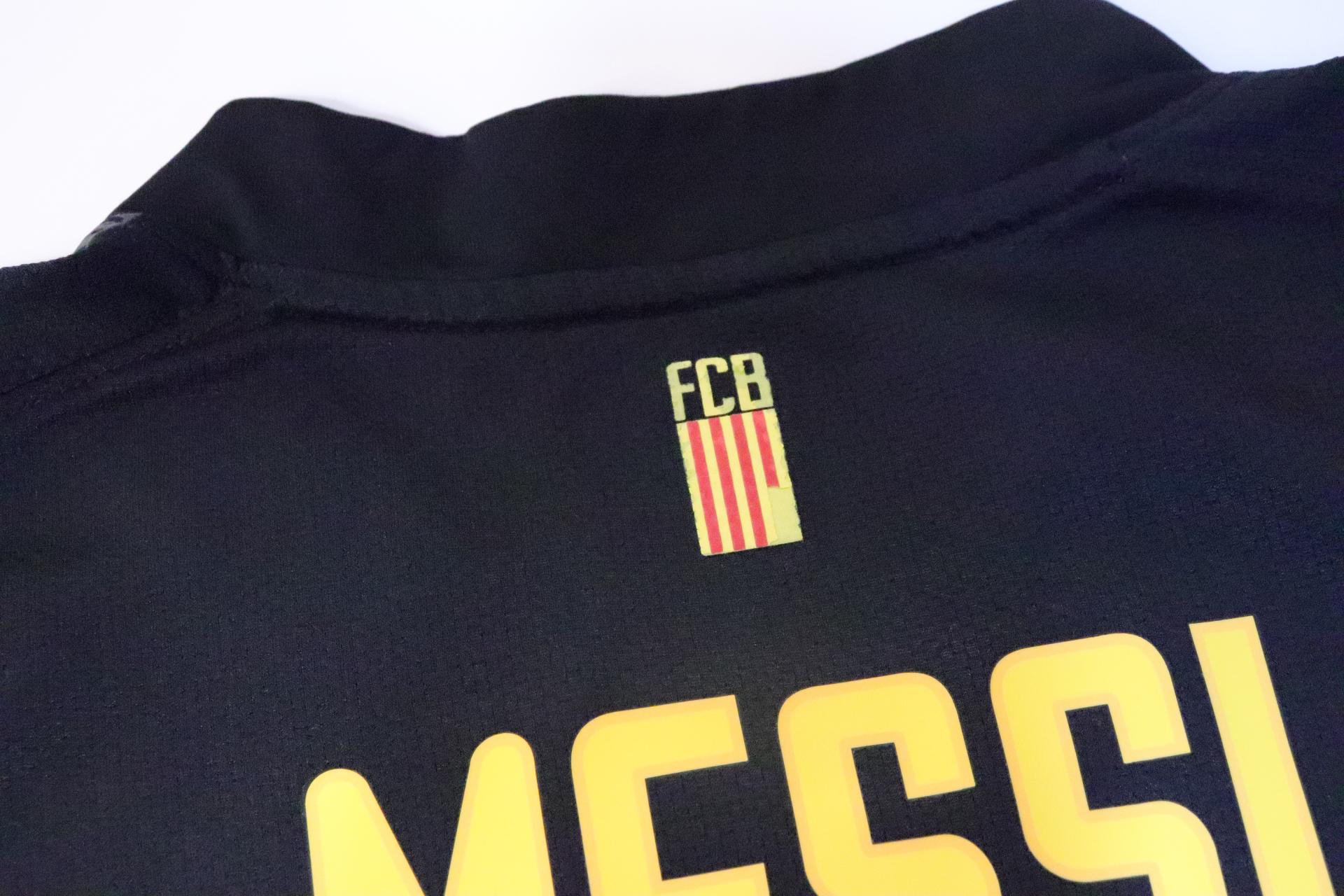 2011-2012 Barcelona Away S/S #10 Messi - XL