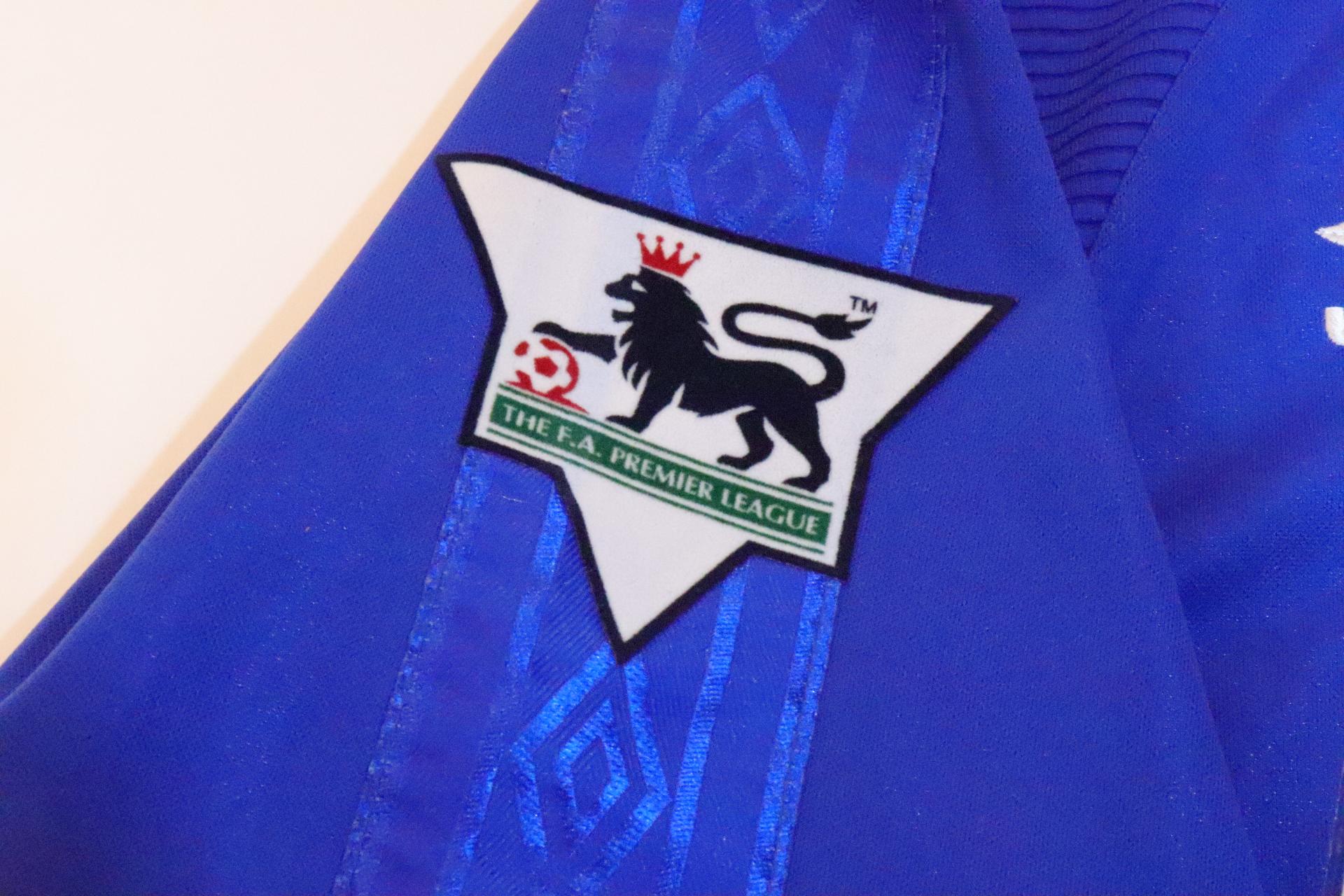 1999-2000 Chelsea Home S/S #25 Zola - XL