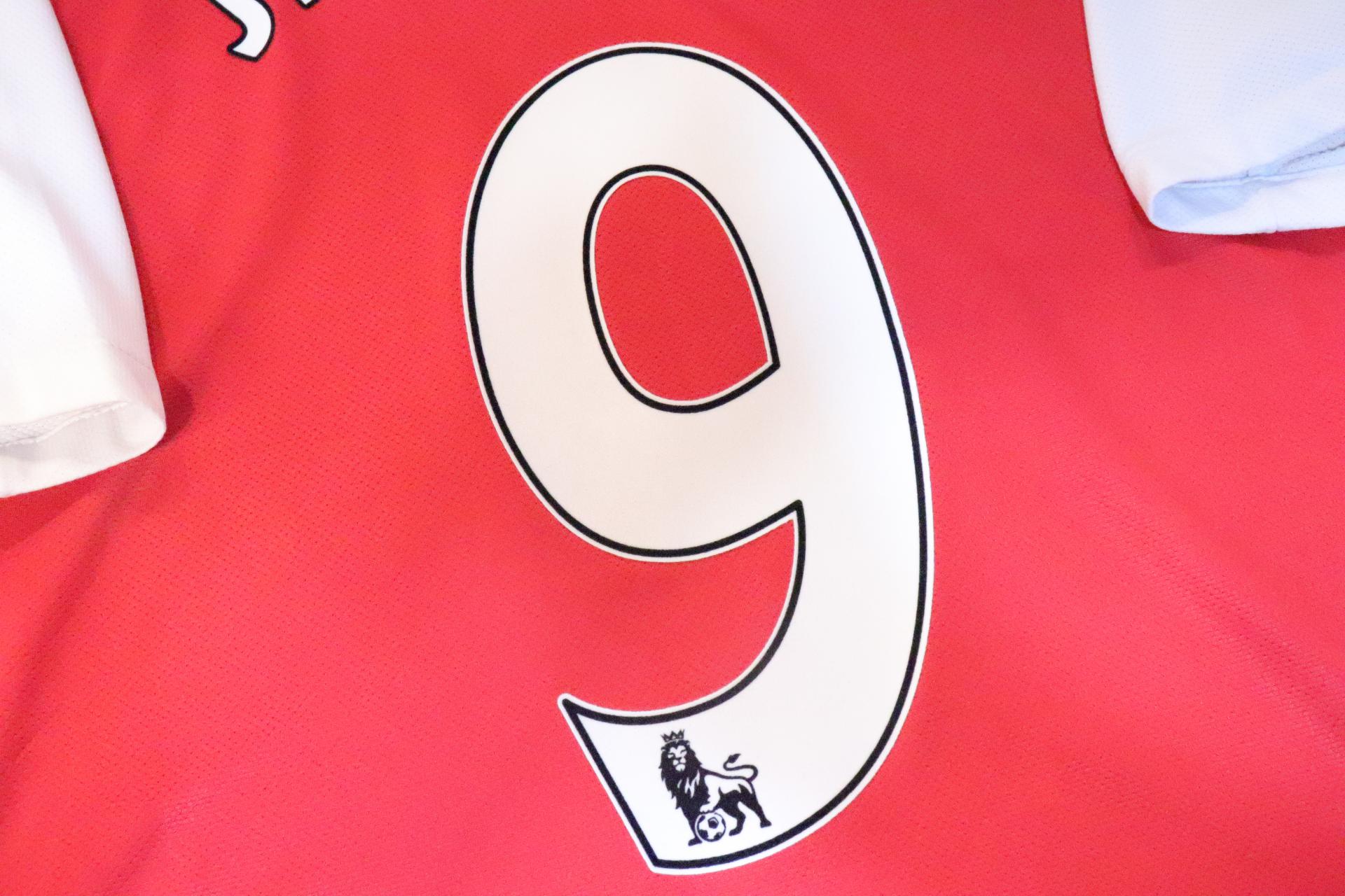 2011-2012 Arsenal Home S/S #9 J.Y. Park - L